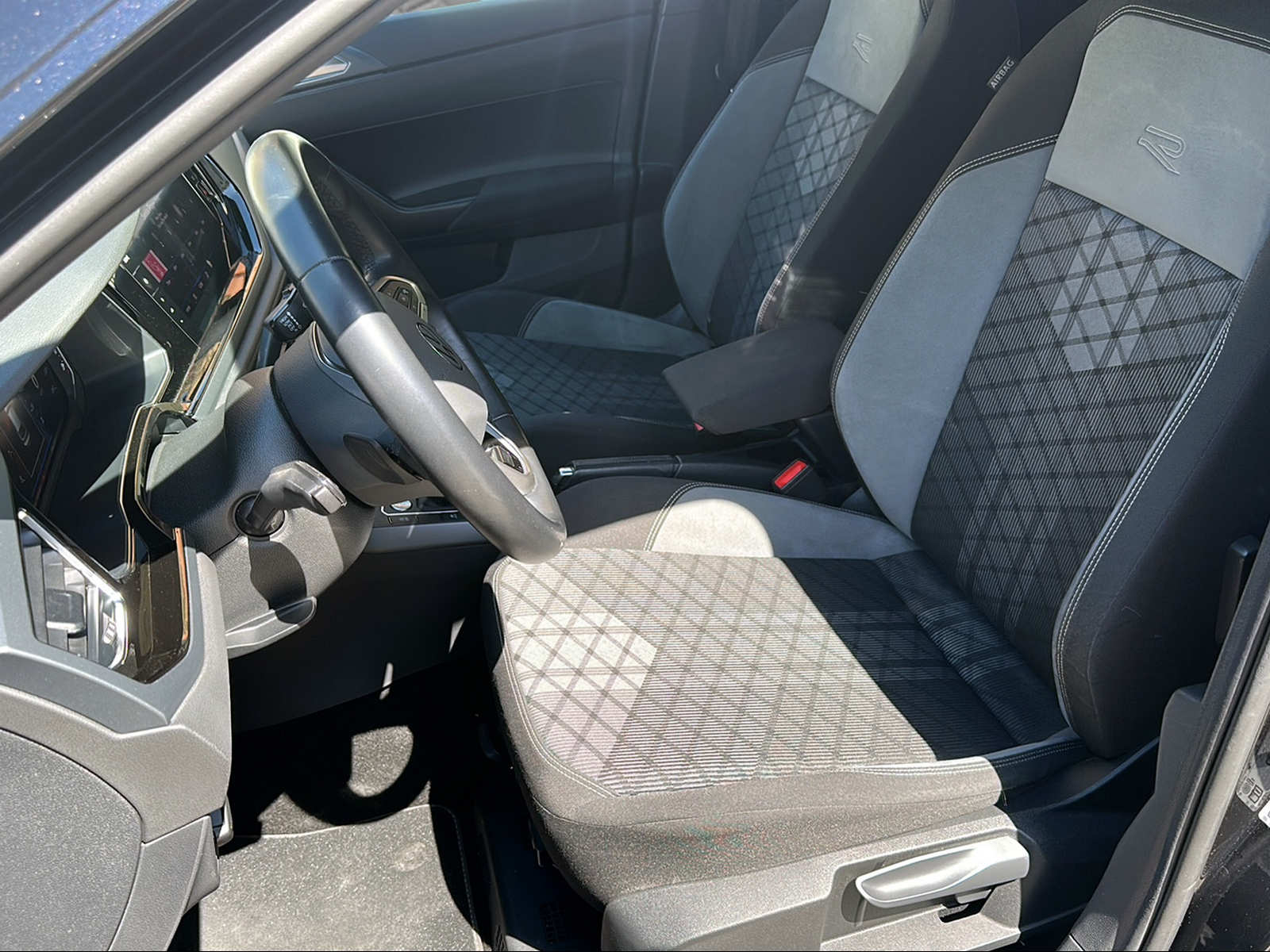 VW Taigo 1.5 TSI R-Line DSG-image-10