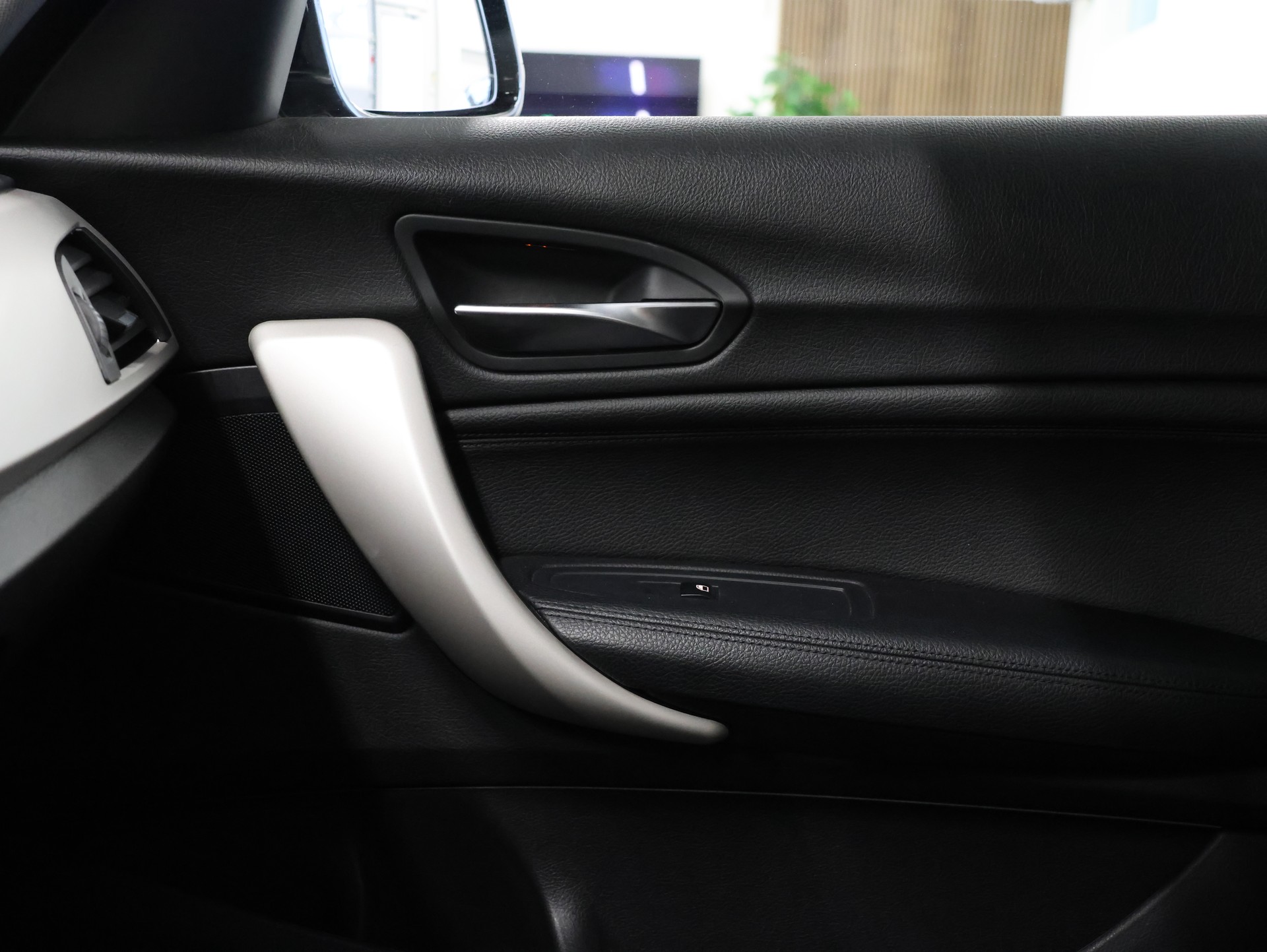 BMW 118i M Sport Steptronic *Rückfahrkamera* *M Packet* *Klima*-image-28
