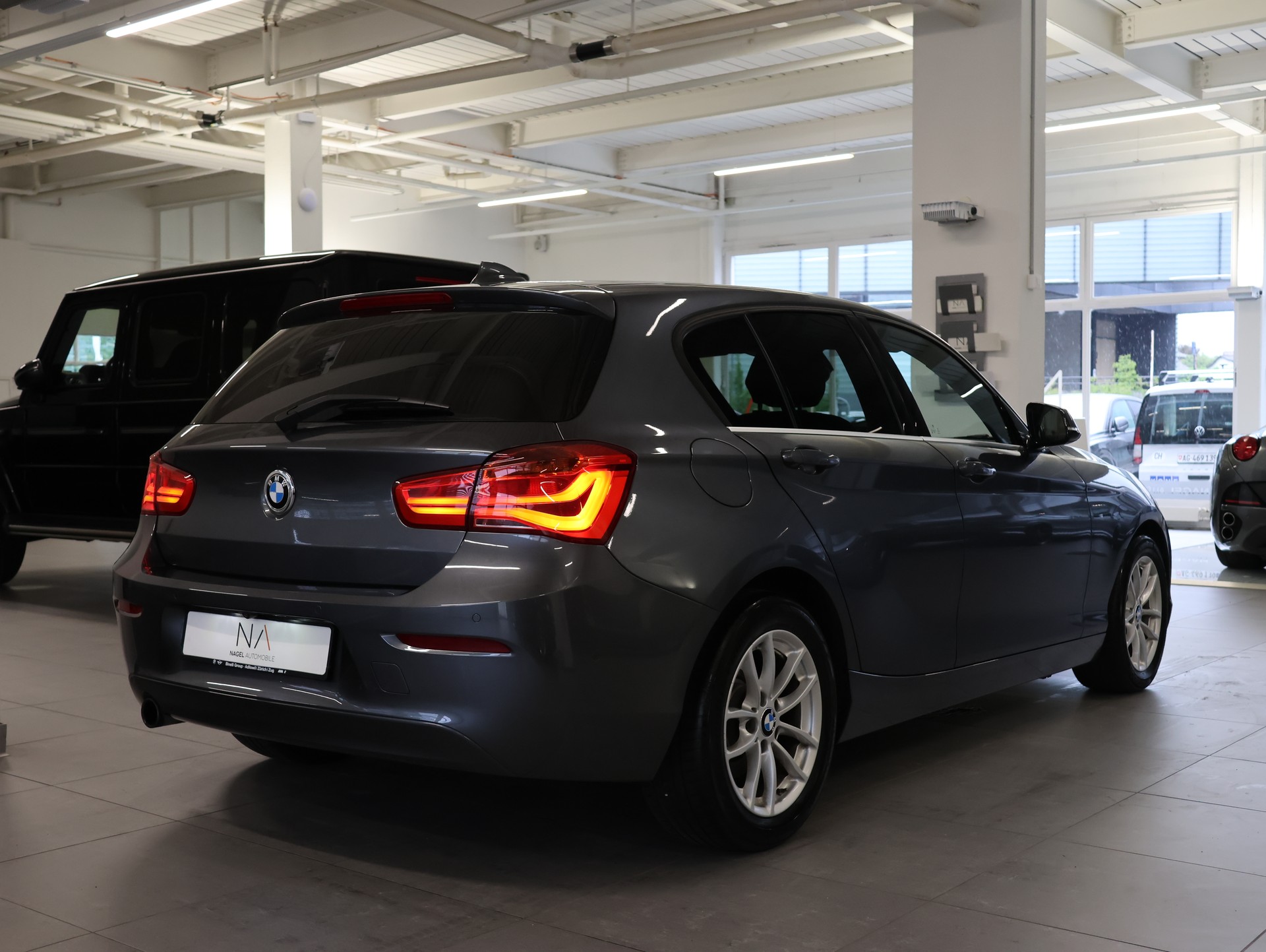 BMW 118i M Sport Steptronic *Rückfahrkamera* *M Packet* *Klima*-image-5