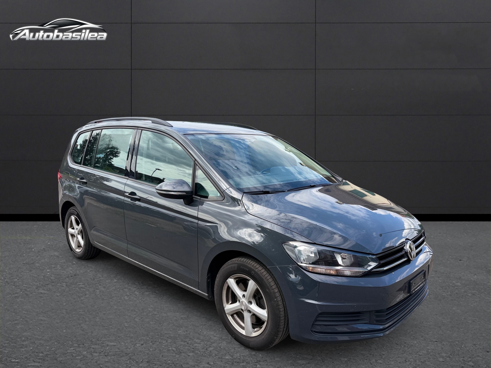 VW Touran 1.6 TDI BlueMotion Technology Comfortline-showroom-element-3