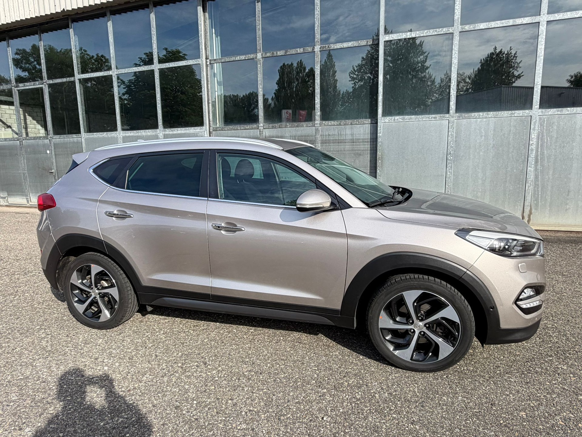 HYUNDAI Tucson 1.7 CRDI DCT7-image-4
