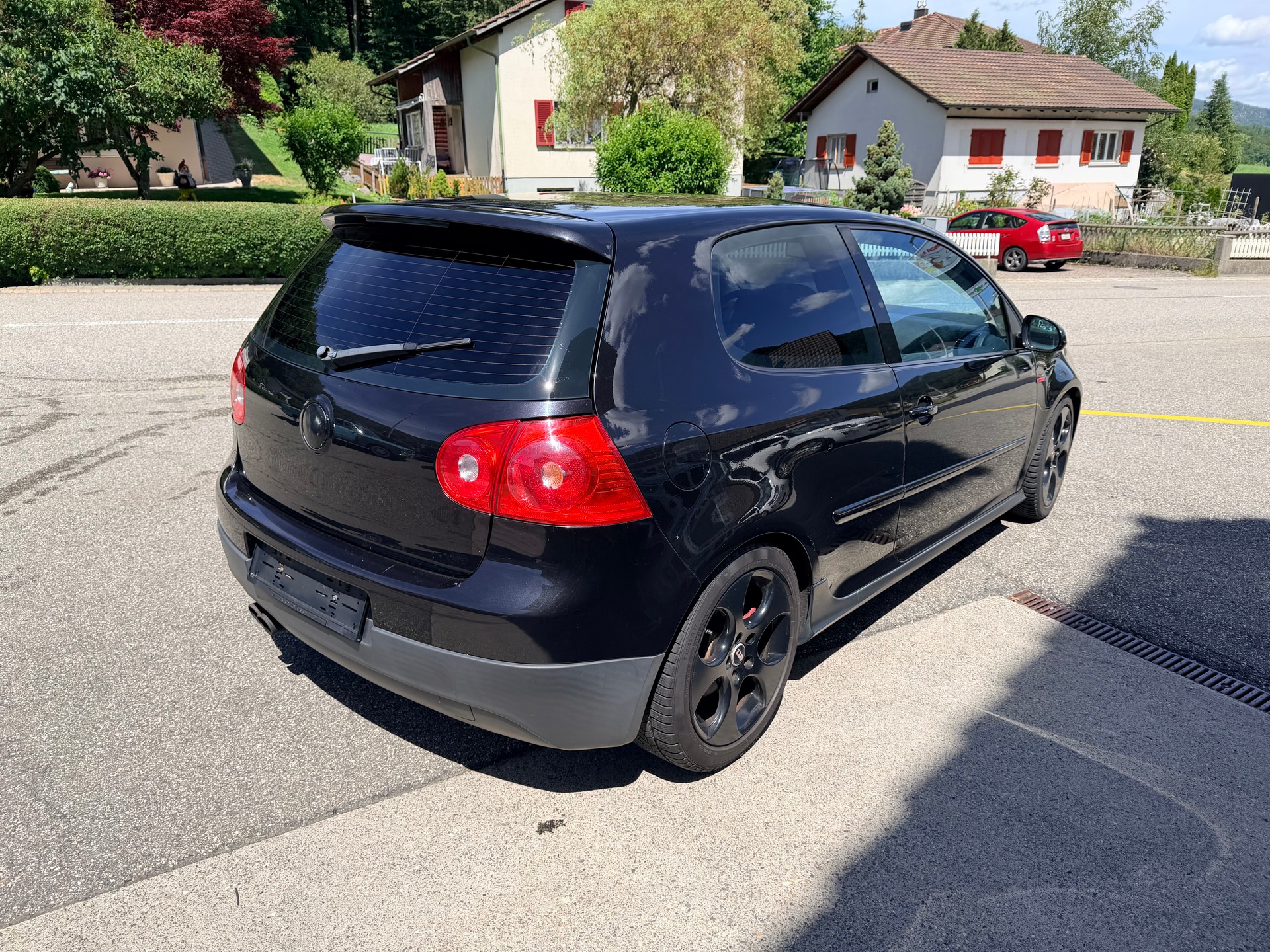 VW Golf 2.0 TFSI GTI-image-2