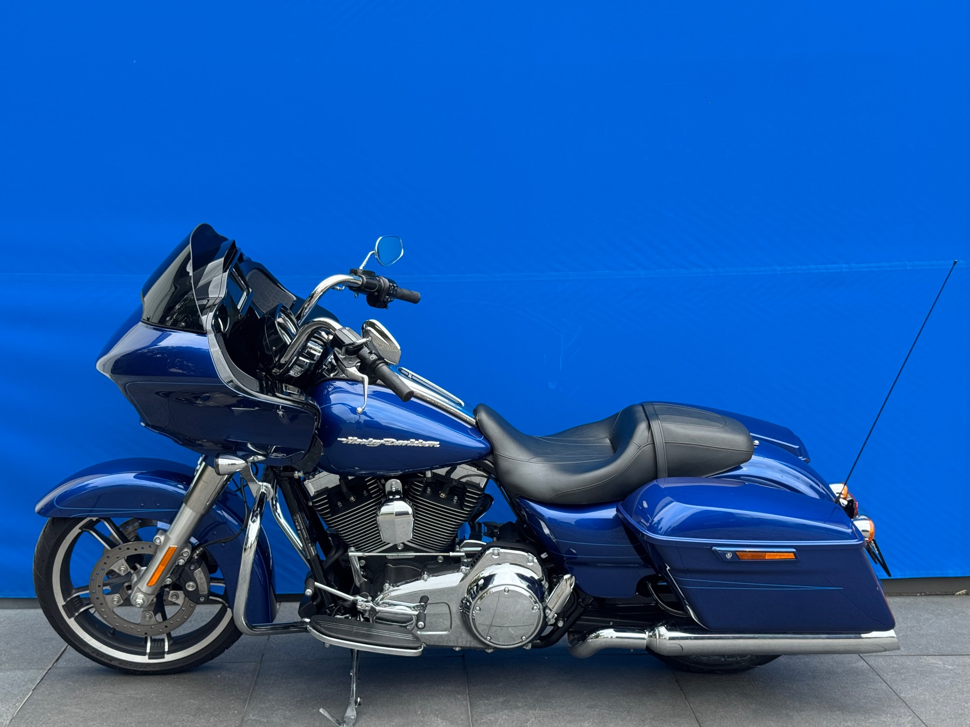 HARLEY-DAVIDSON FLTRXS Road Glide 103 Special (35 KW)-image-5