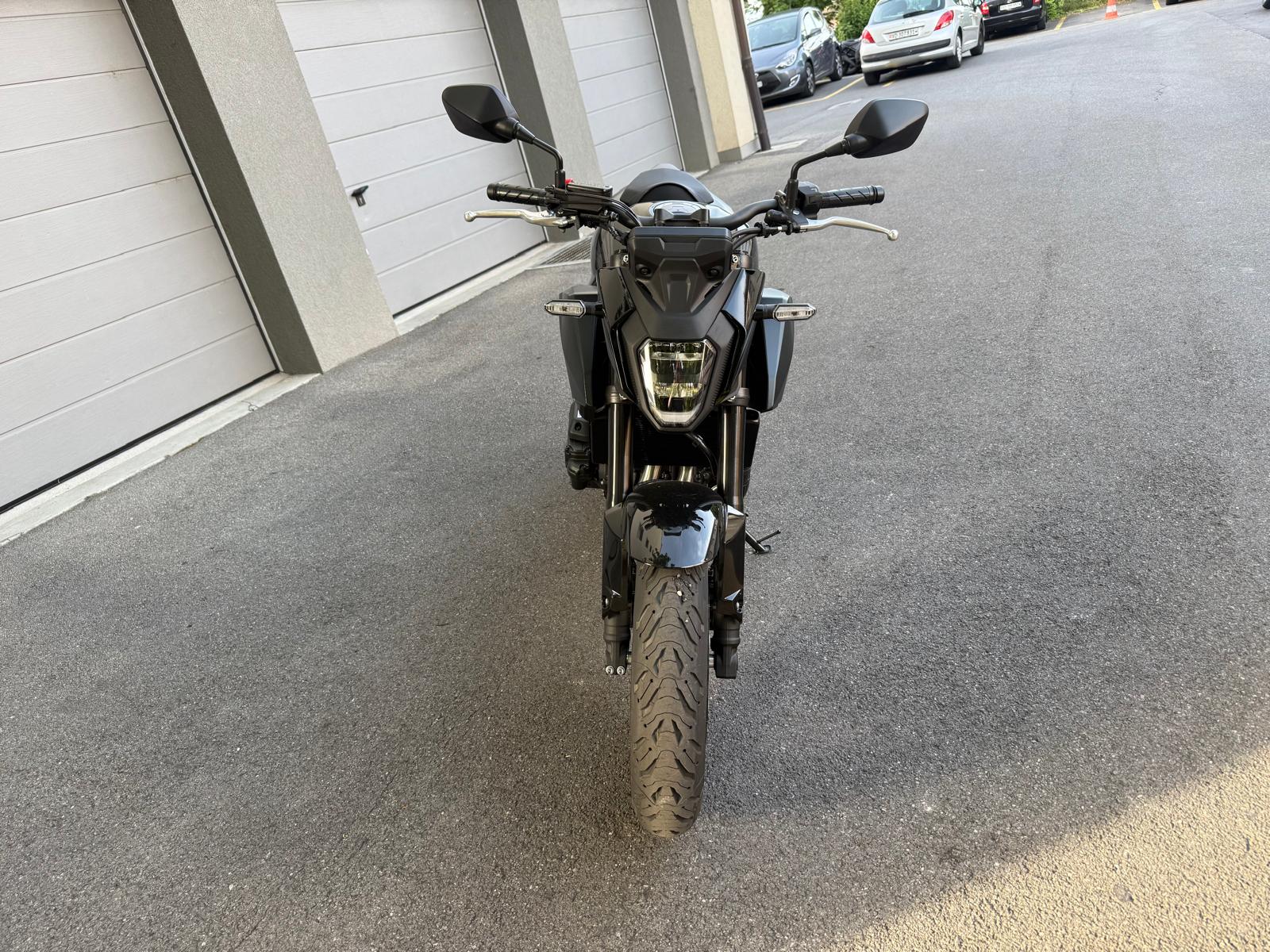 HONDA CB 500 Hornet E-Clutch-image-6