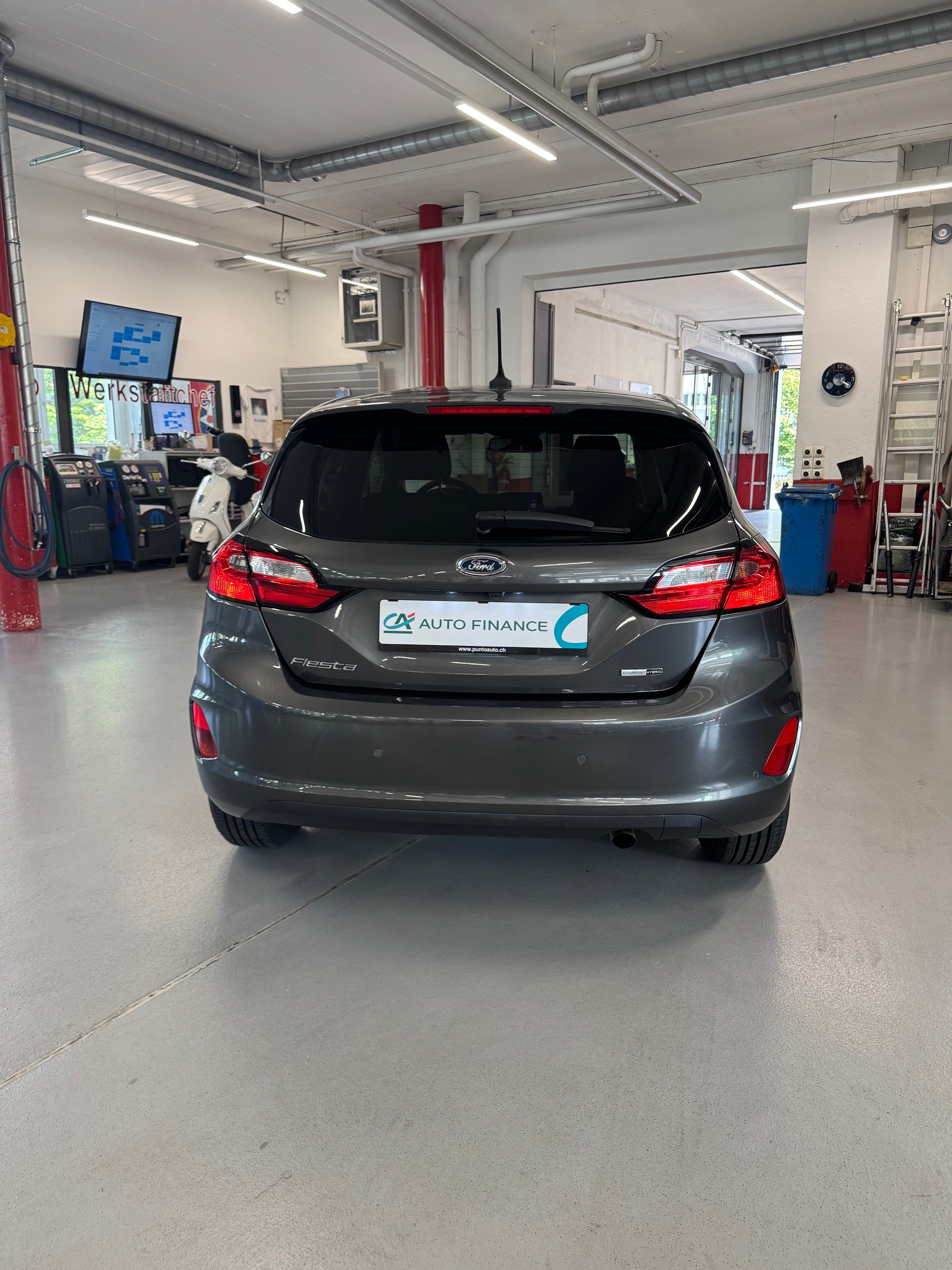 FORD Fiesta 1.0 SCTi MHEV Titanium X Automat-image-3