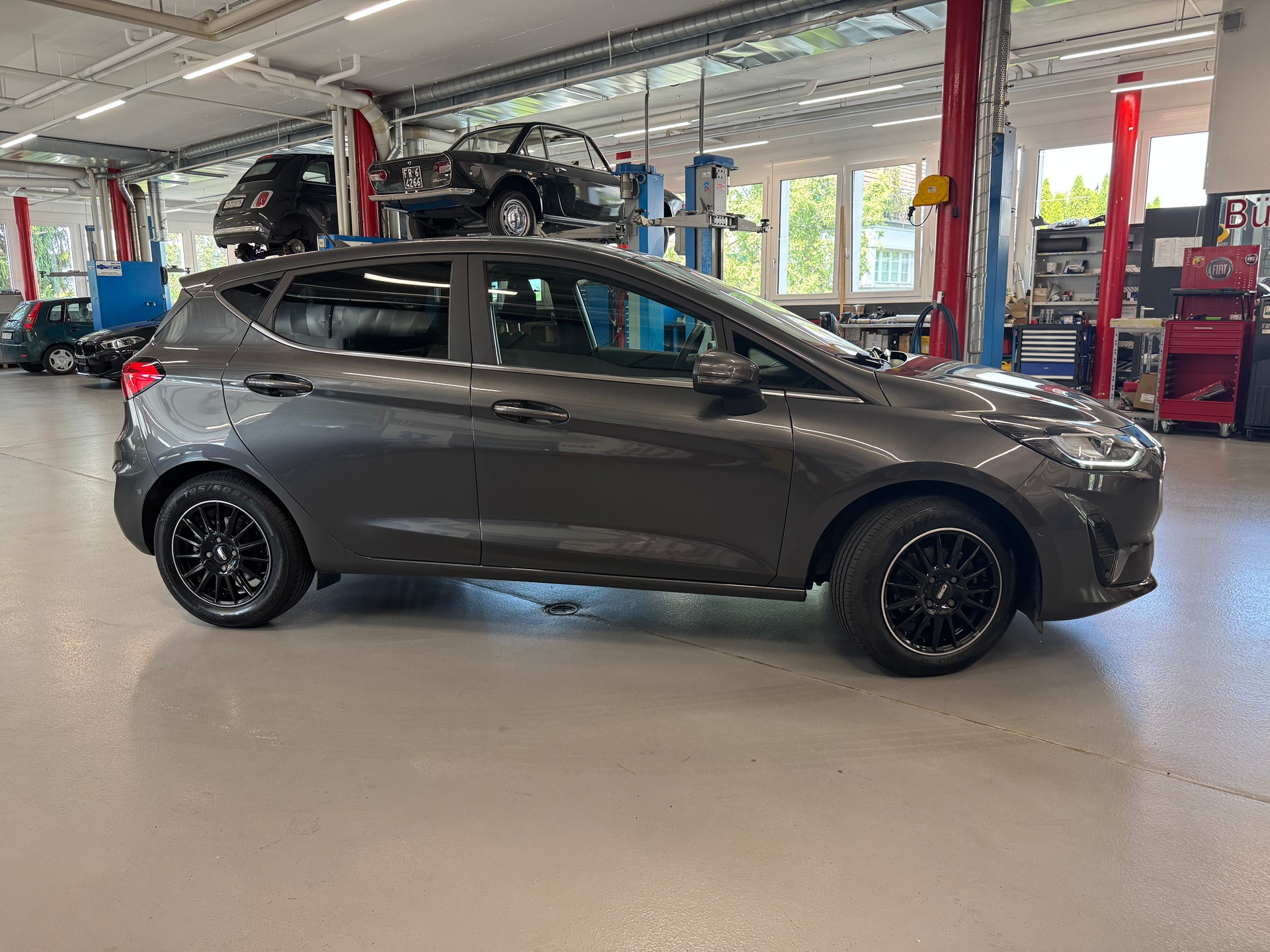 FORD Fiesta 1.0 SCTi MHEV Titanium X Automat-image-1