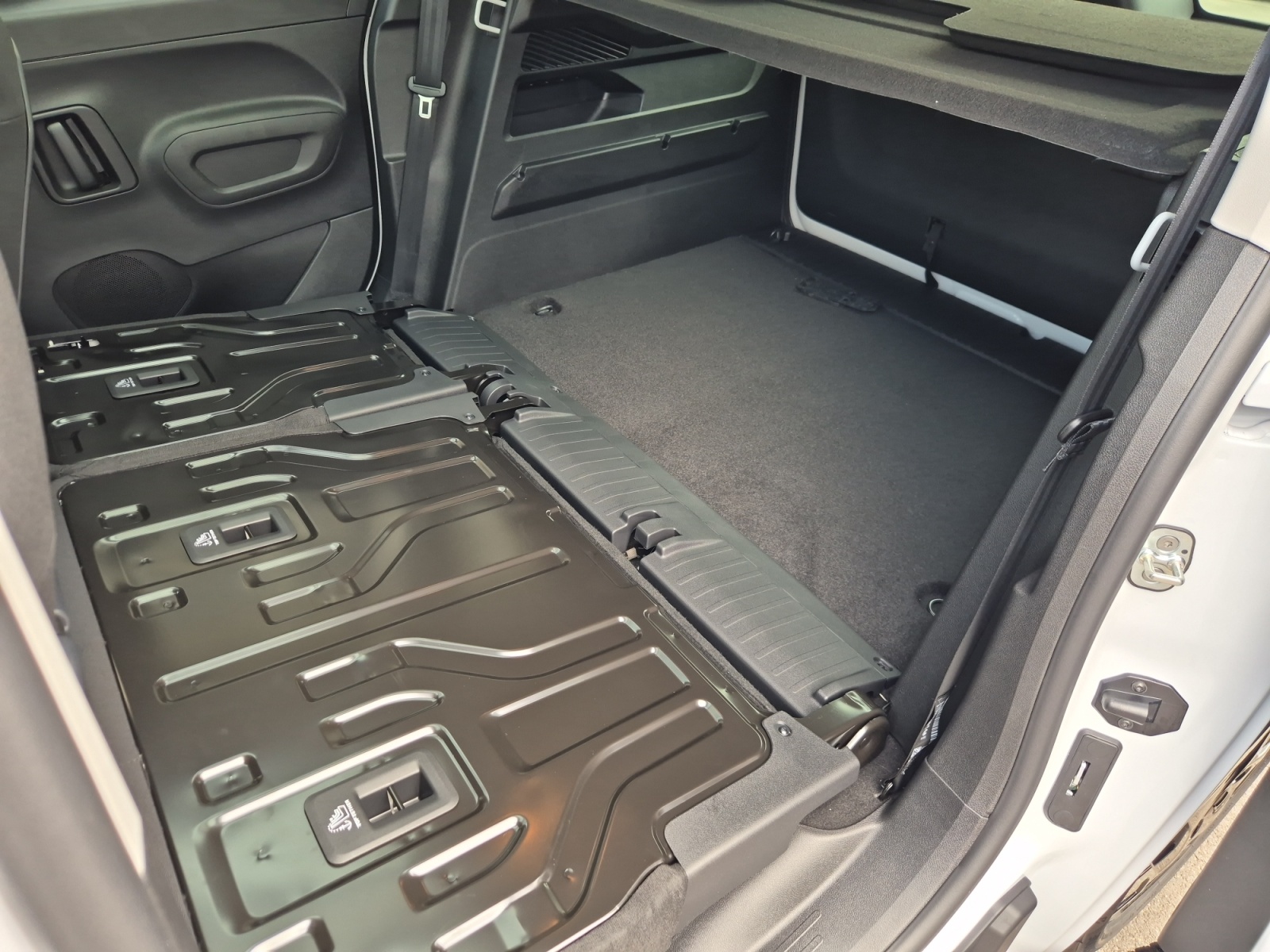 FIAT Qubo L 1.5 D La Prima-image-13