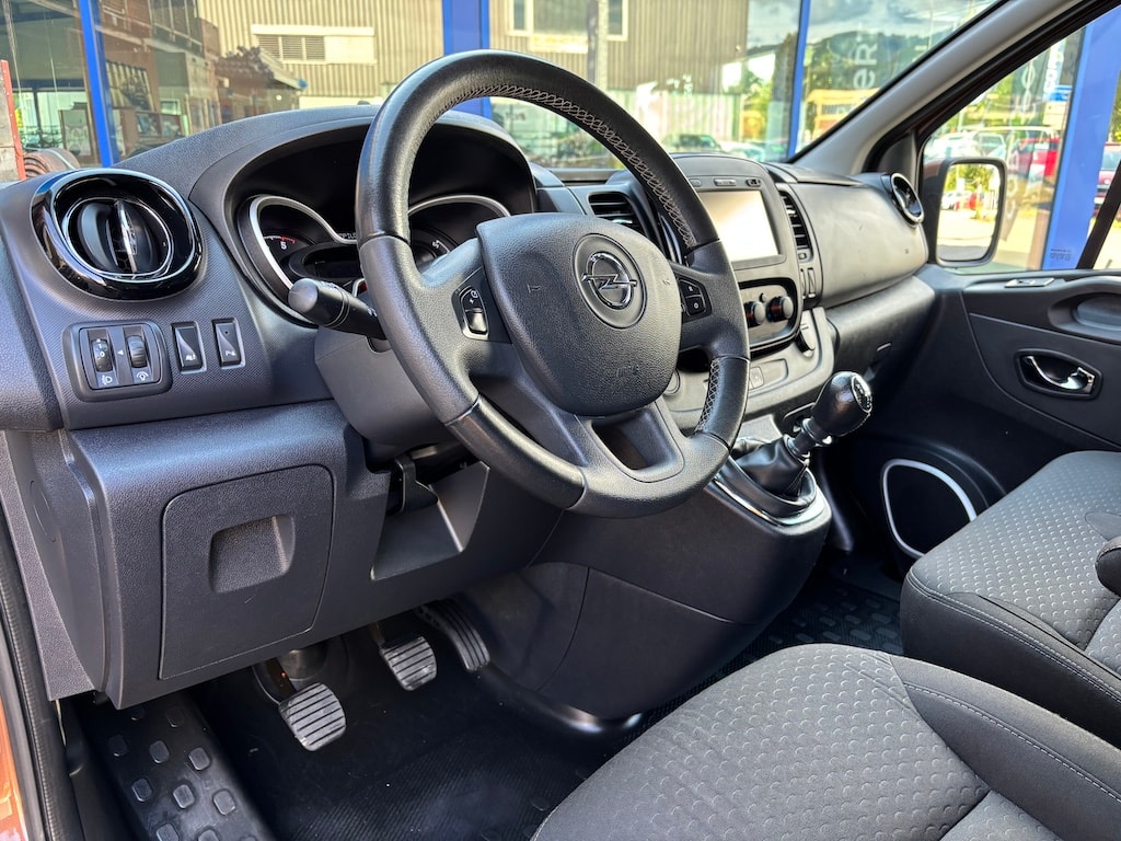 OPEL Vivaro 1.6 CDTI 2.9t L1H1-image-9