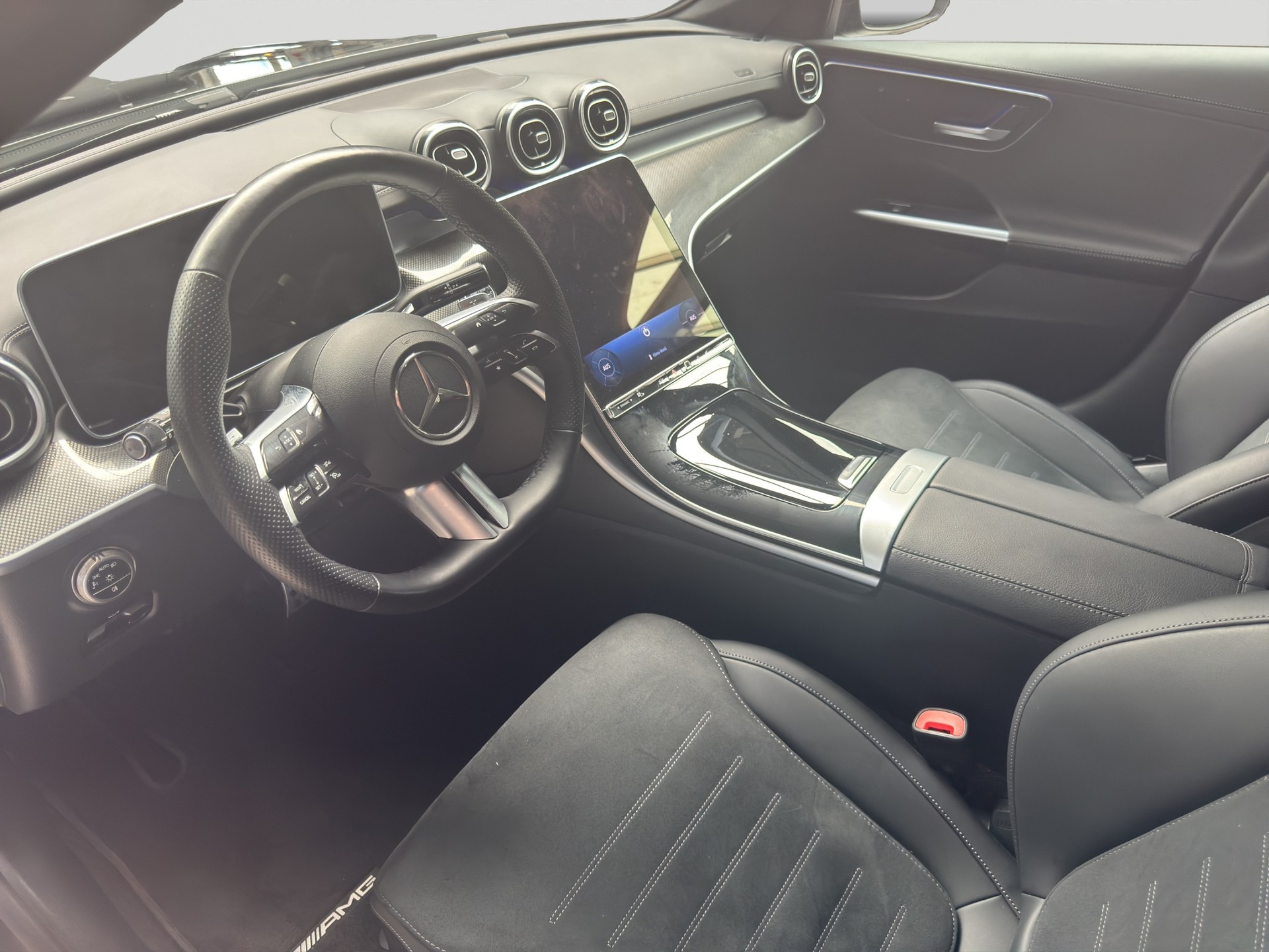 MERCEDES-BENZ C 180 AMG Line-image-6
