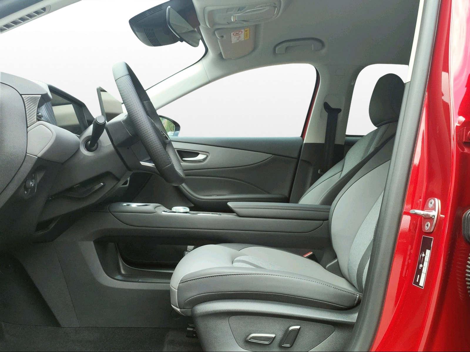 MG S5 EV 64 kWh Luxury-image-7