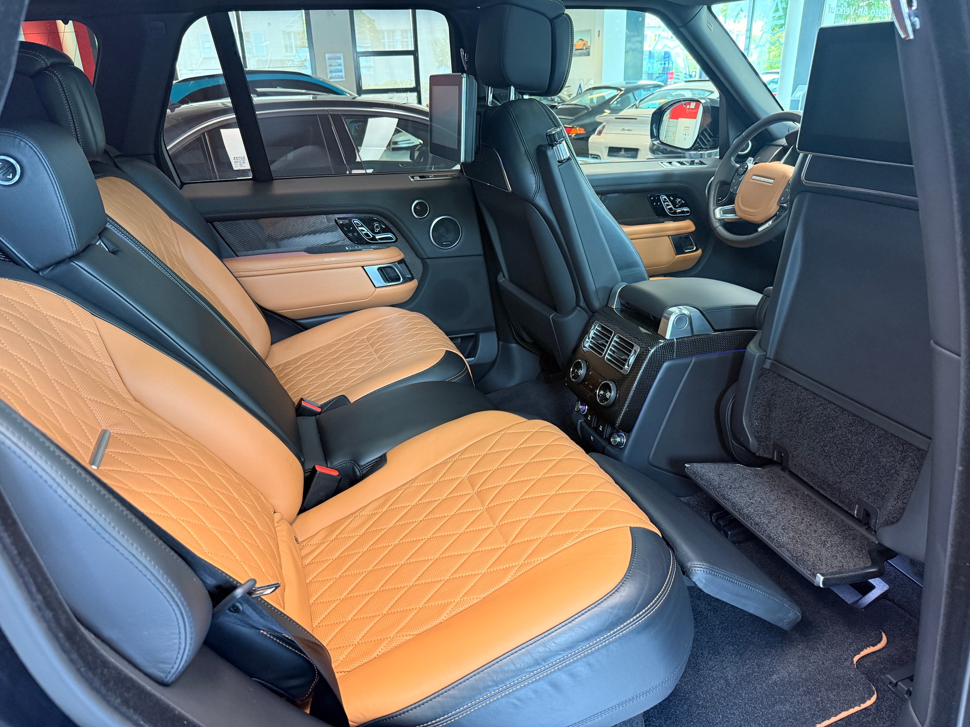 LAND ROVER Range Rover 5.0 V8 SC SV Autobiography Dynamic-image-12