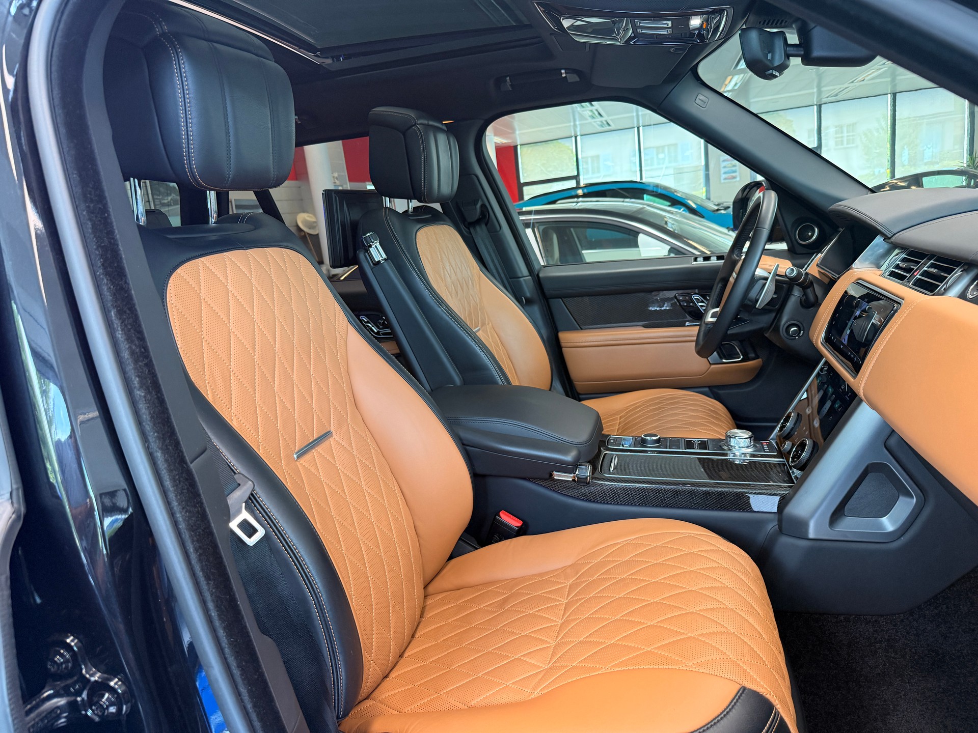 LAND ROVER Range Rover 5.0 V8 SC SV Autobiography Dynamic-image-11