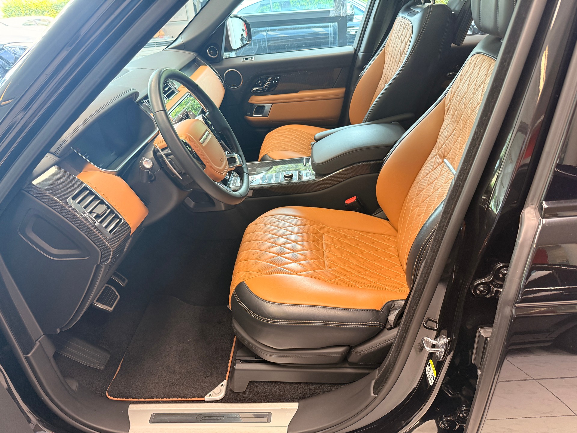 LAND ROVER Range Rover 5.0 V8 SC SV Autobiography Dynamic-image-3