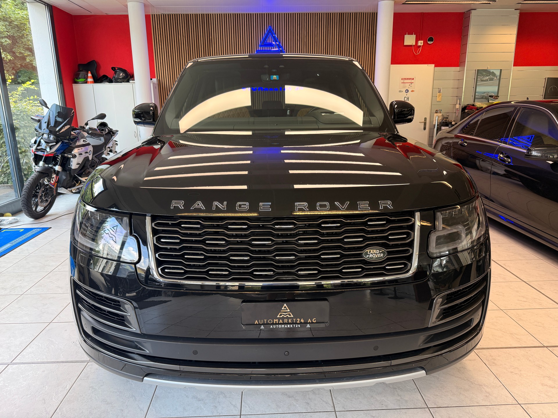 LAND ROVER Range Rover 5.0 V8 SC SV Autobiography Dynamic-image-1