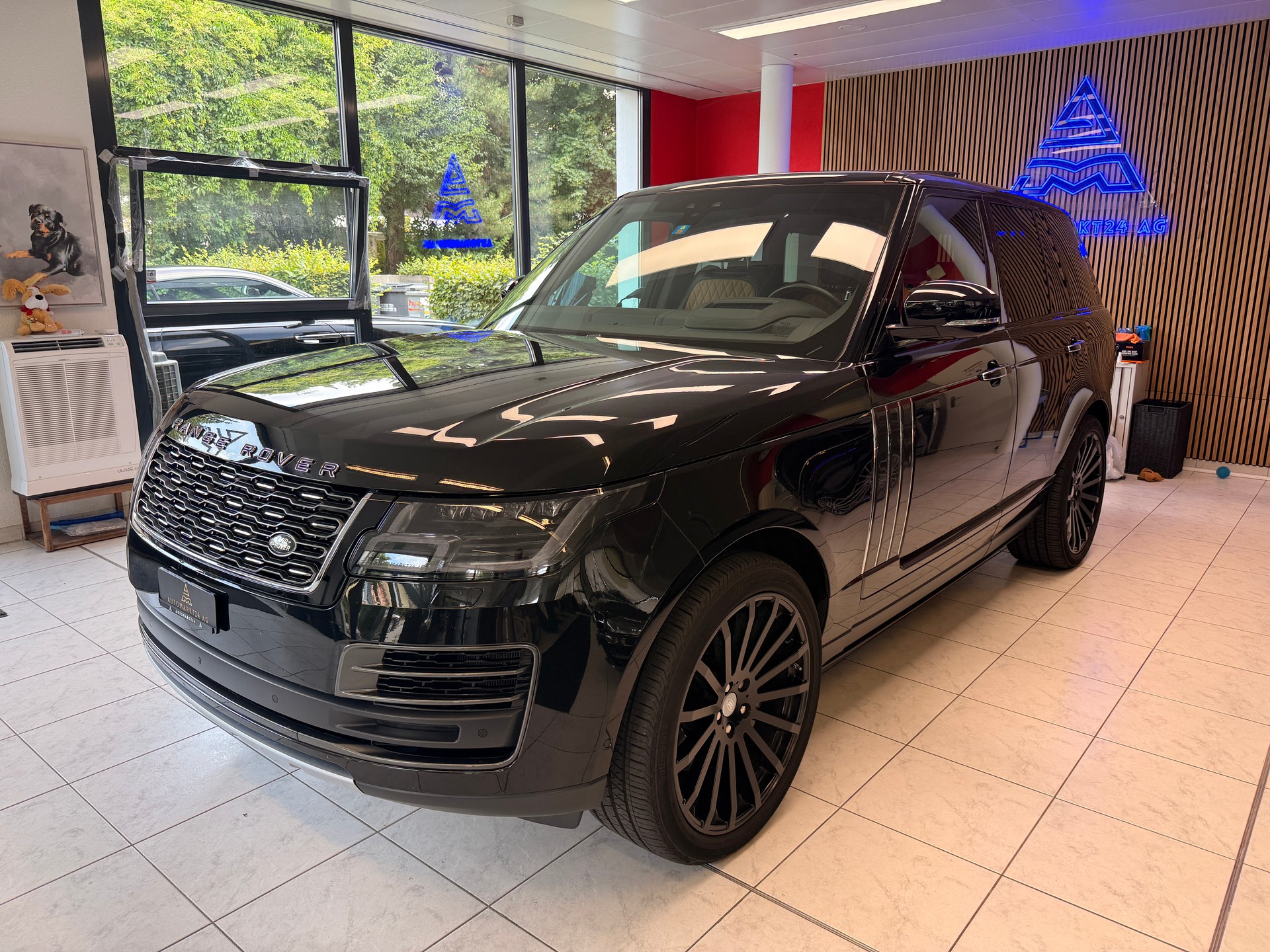 LAND ROVER Range Rover 5.0 V8 SC SV Autobiography Dynamic-image-2