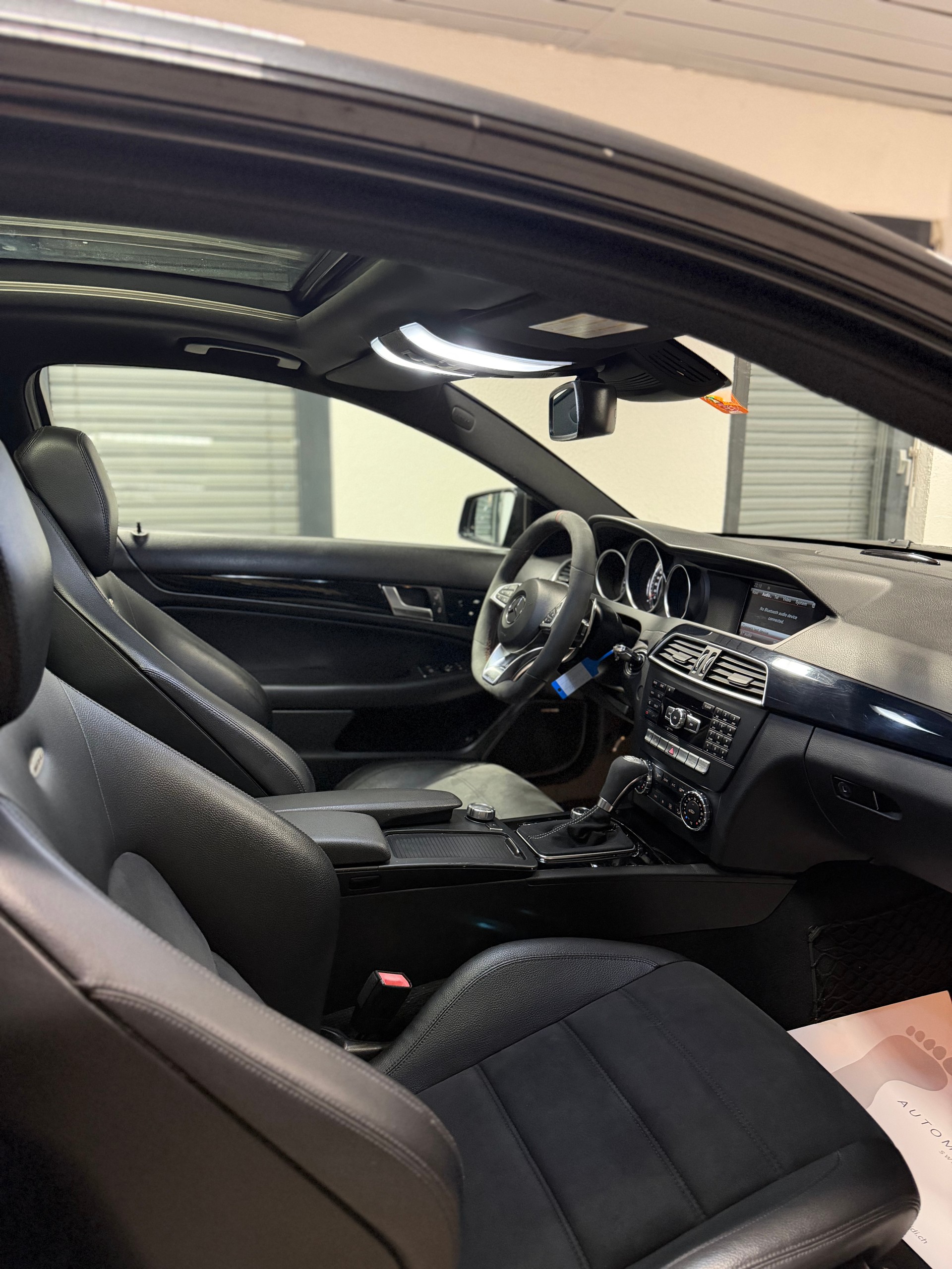 MERCEDES-BENZ C 63 Coupé AMG Speedshift MCT-image-8