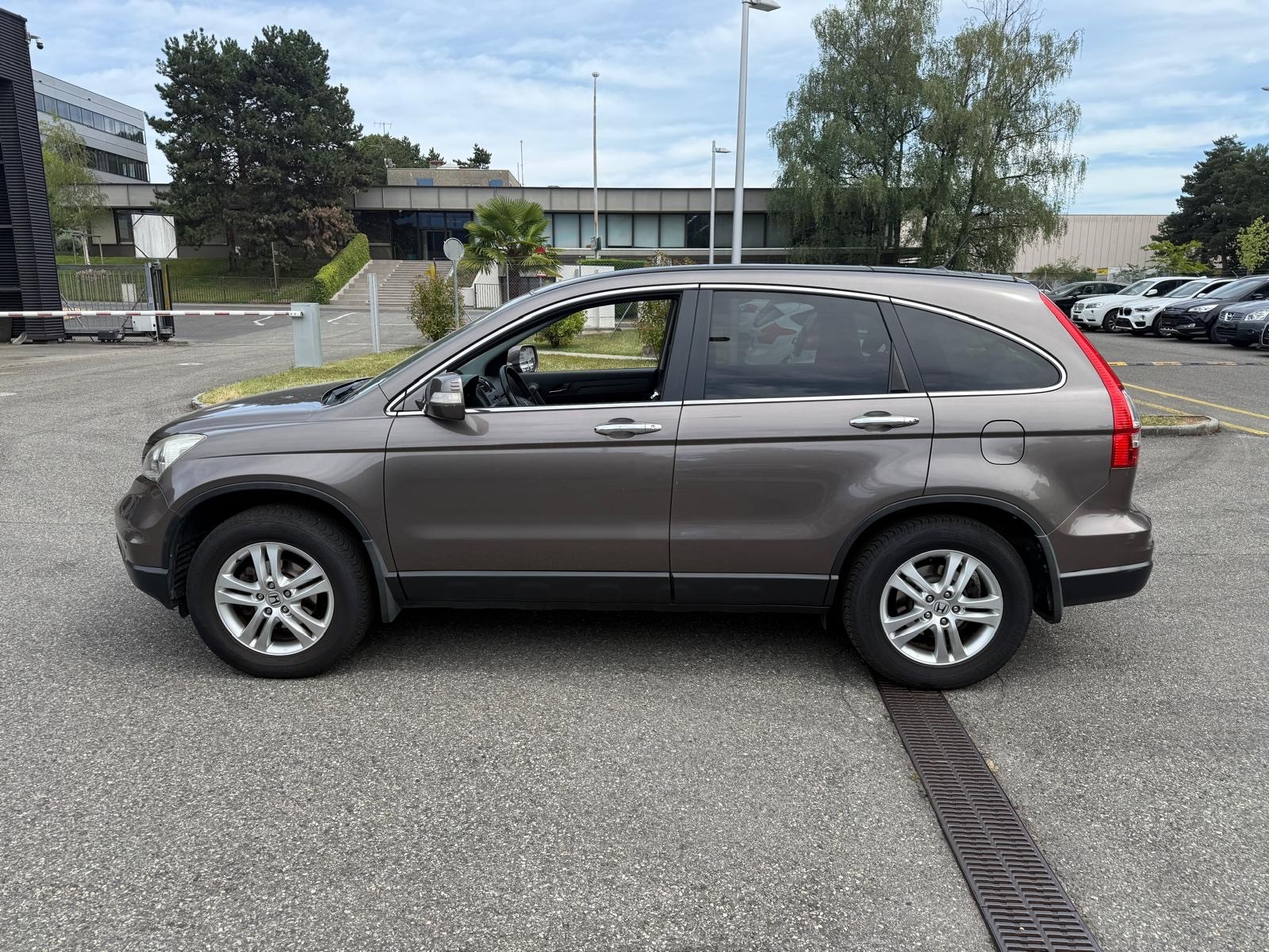HONDA CR-V 2.2 i-DTEC 4WD Comfort-image-6