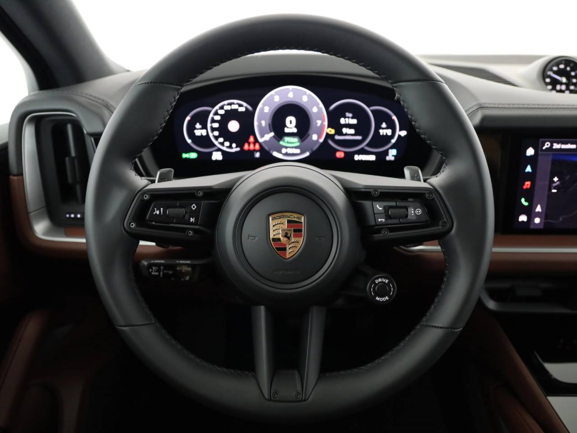 PORSCHE Cayenne E-Hybrid-showroom-element-3