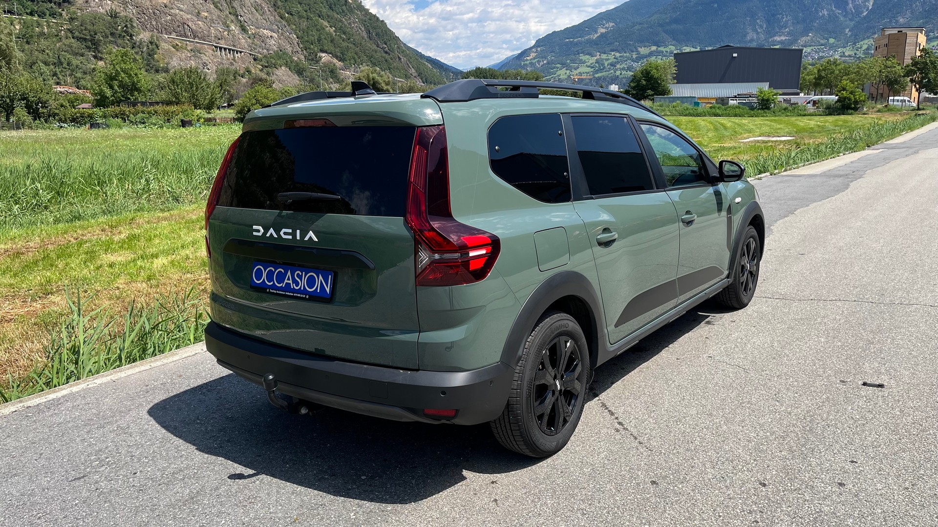DACIA Jogger HEV 140 Extreme-image-4