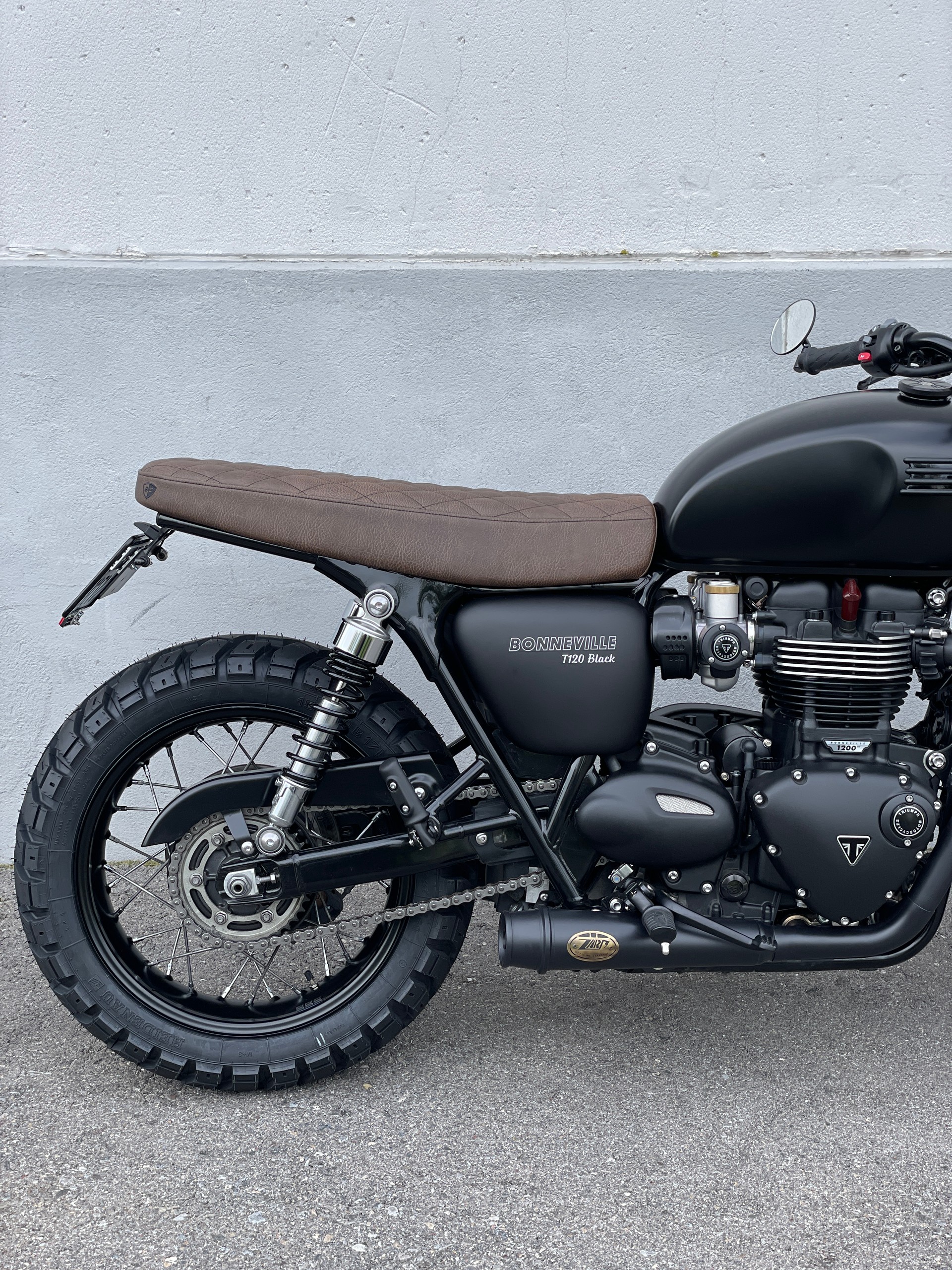 TRIUMPH Bonneville T120 ABS-image-9