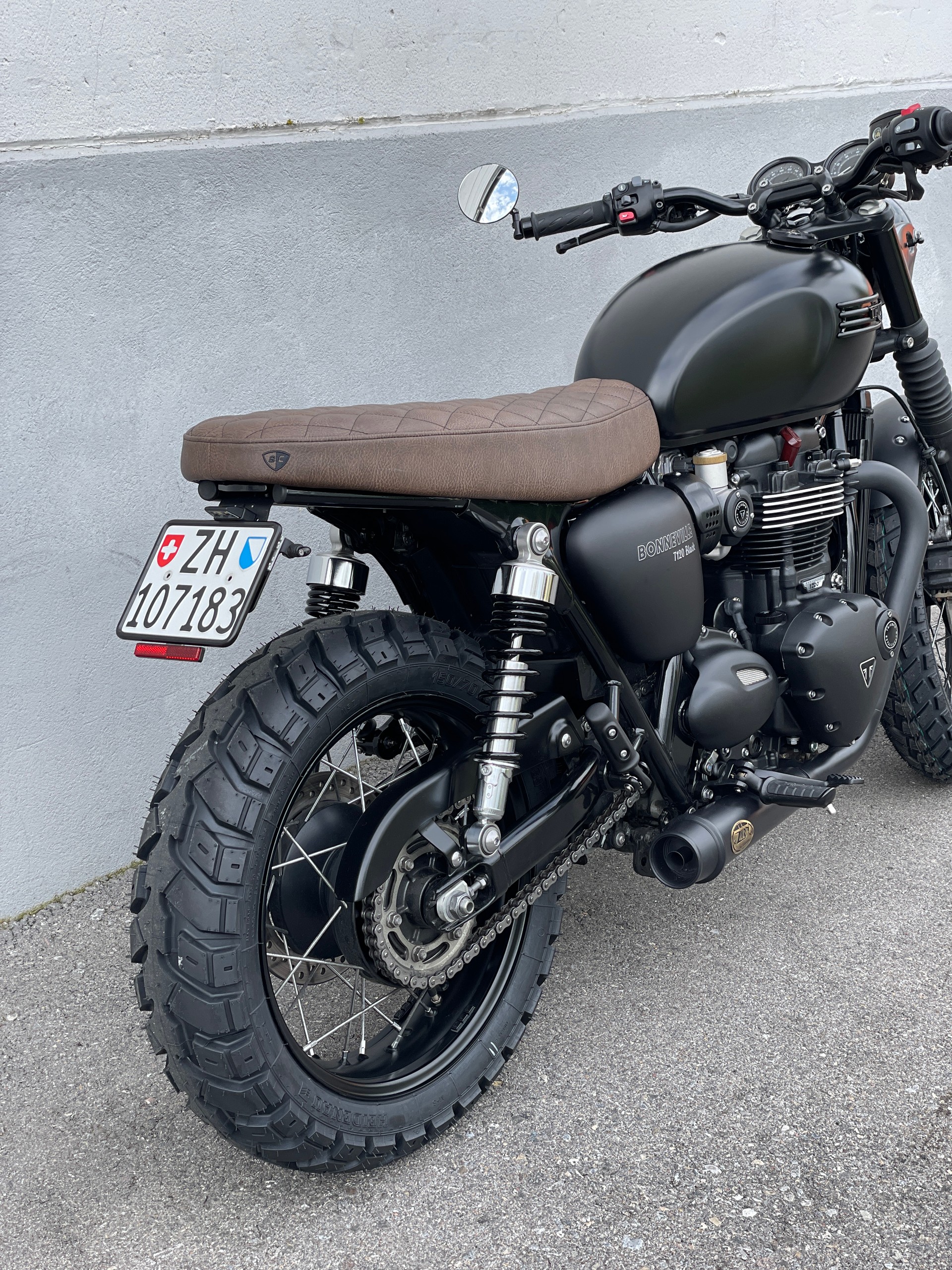 TRIUMPH Bonneville T120 ABS-image-6