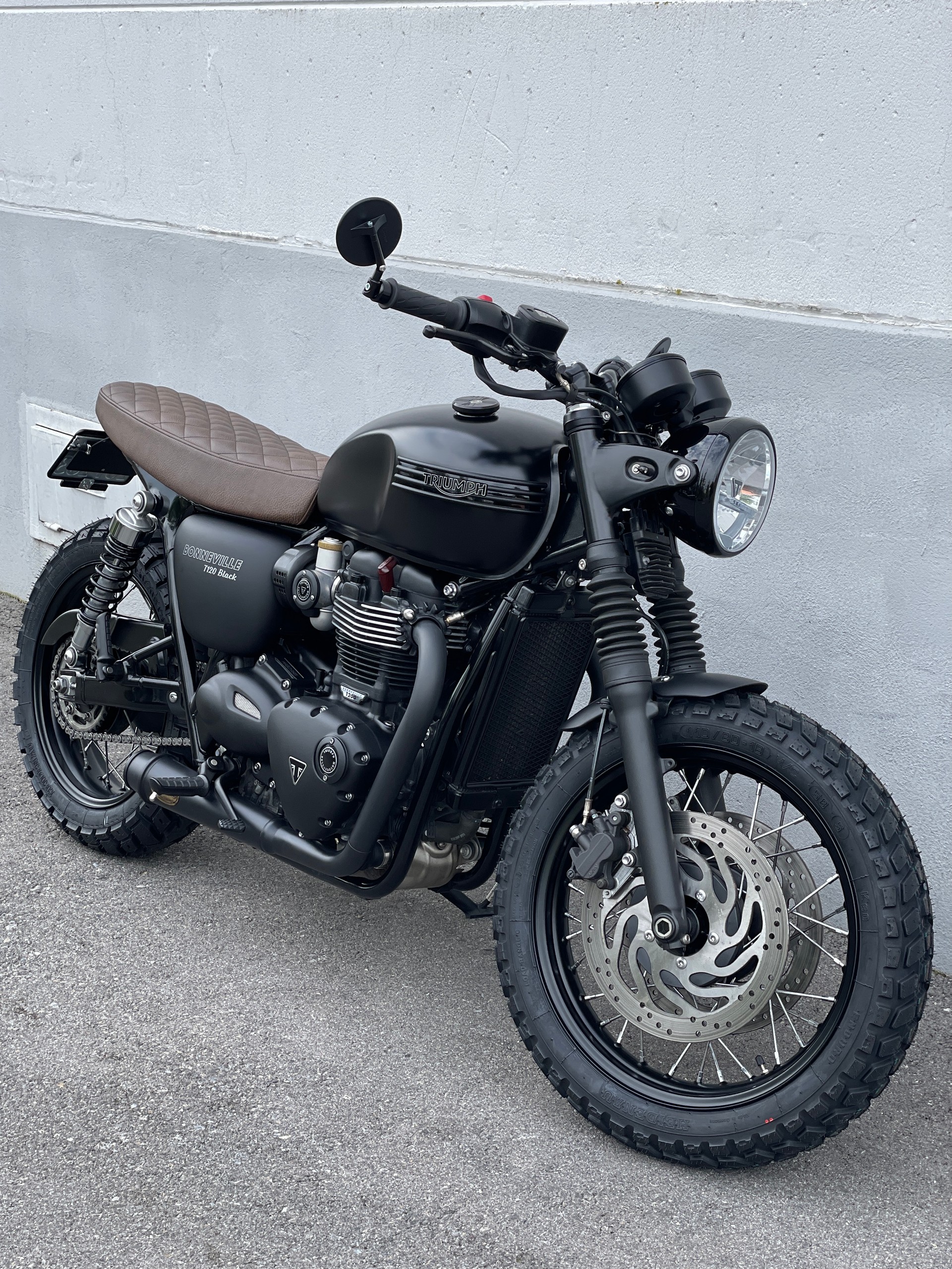 TRIUMPH Bonneville T120 ABS-image-8