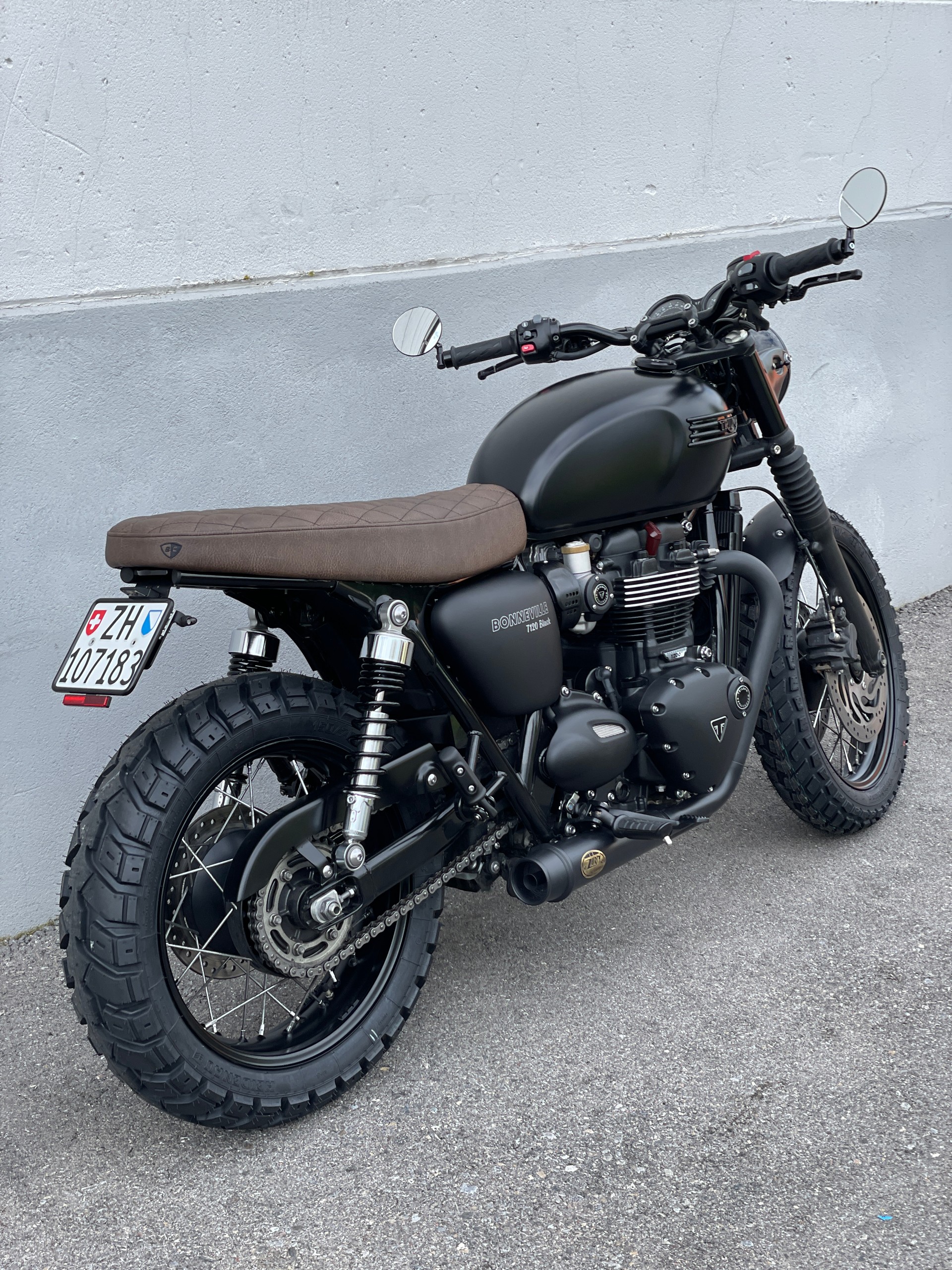 TRIUMPH Bonneville T120 ABS-image-10