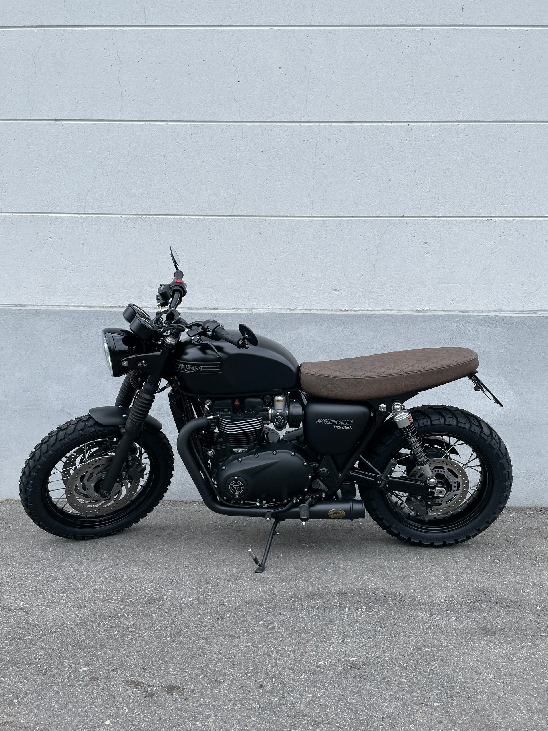 TRIUMPH Bonneville T120 ABS-image-1