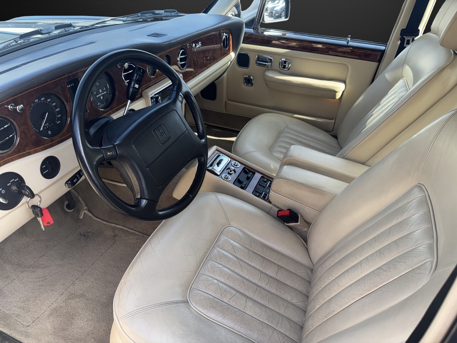 ROLLS-ROYCE Silver Spirit II-image-10