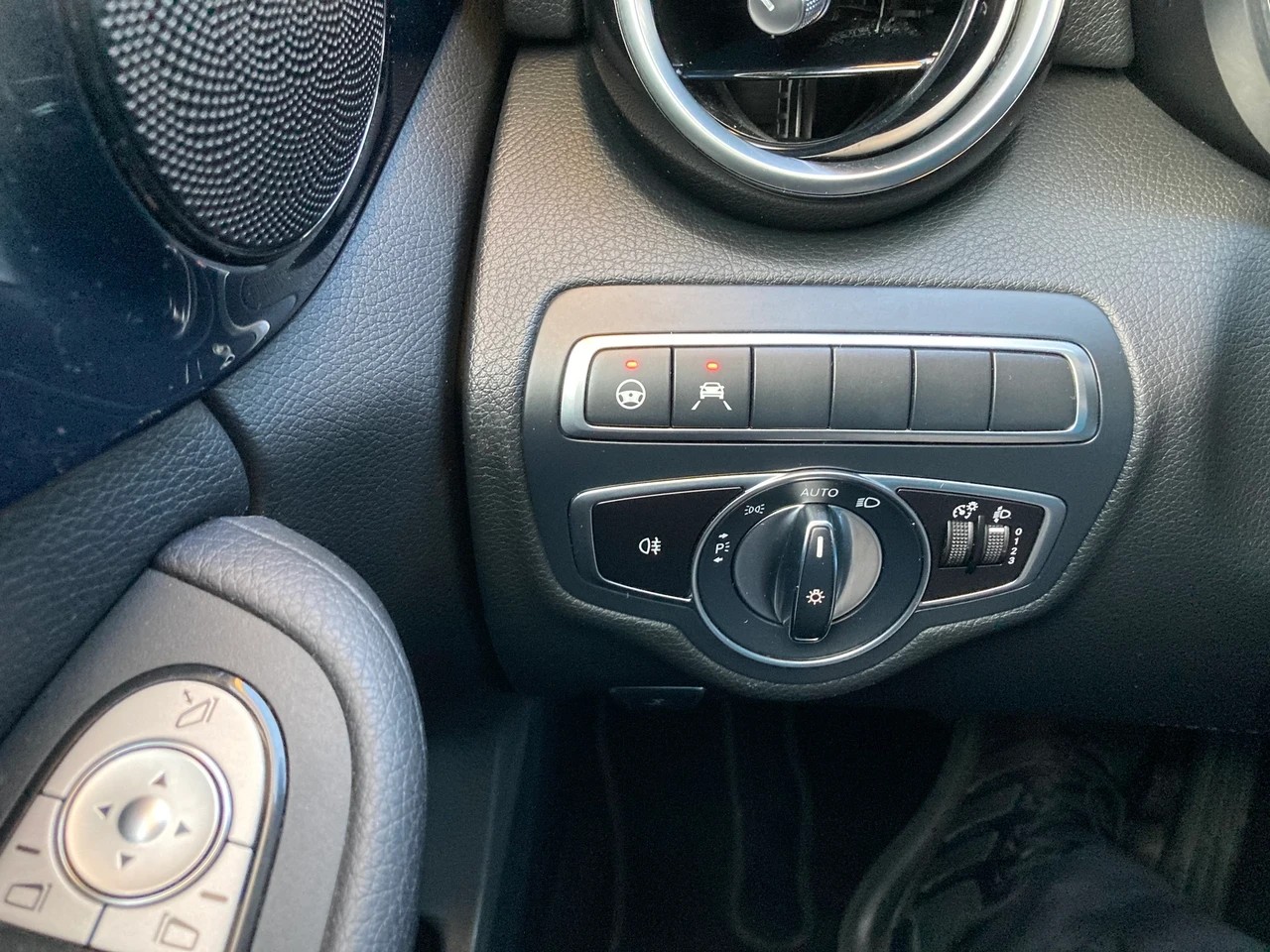 MERCEDES-BENZ C 180 BlueTEC 9G-Tronic mit Anhängerkupplung-image-13