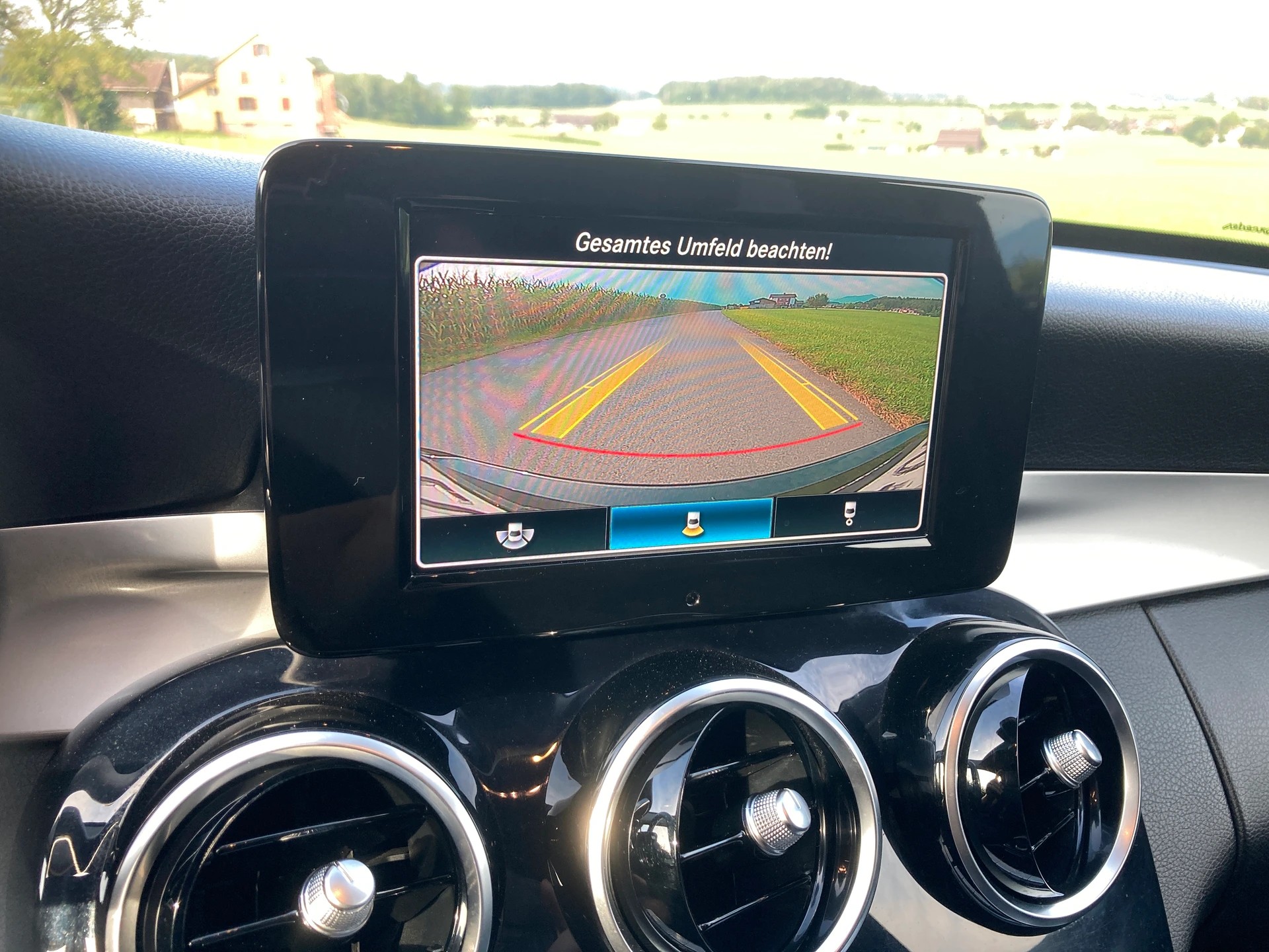 MERCEDES-BENZ C 180 BlueTEC 9G-Tronic mit Anhängerkupplung-image-11