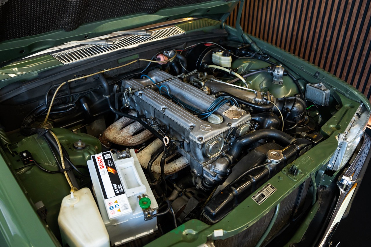 MERCEDES-BENZ 280 SE-image-27
