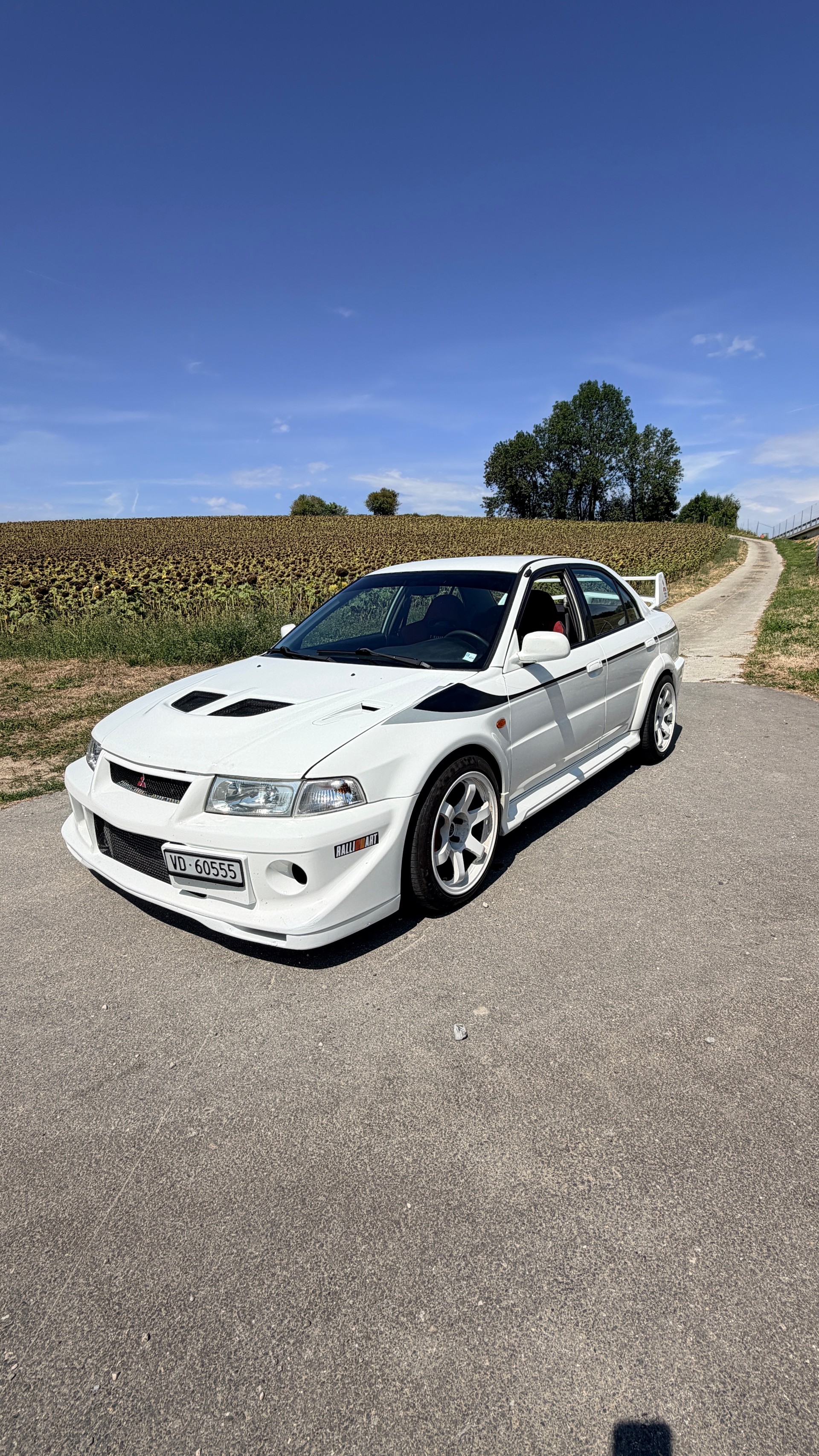 MITSUBISHI 2.0 T 16V EVO-Vl RS-2-image-1