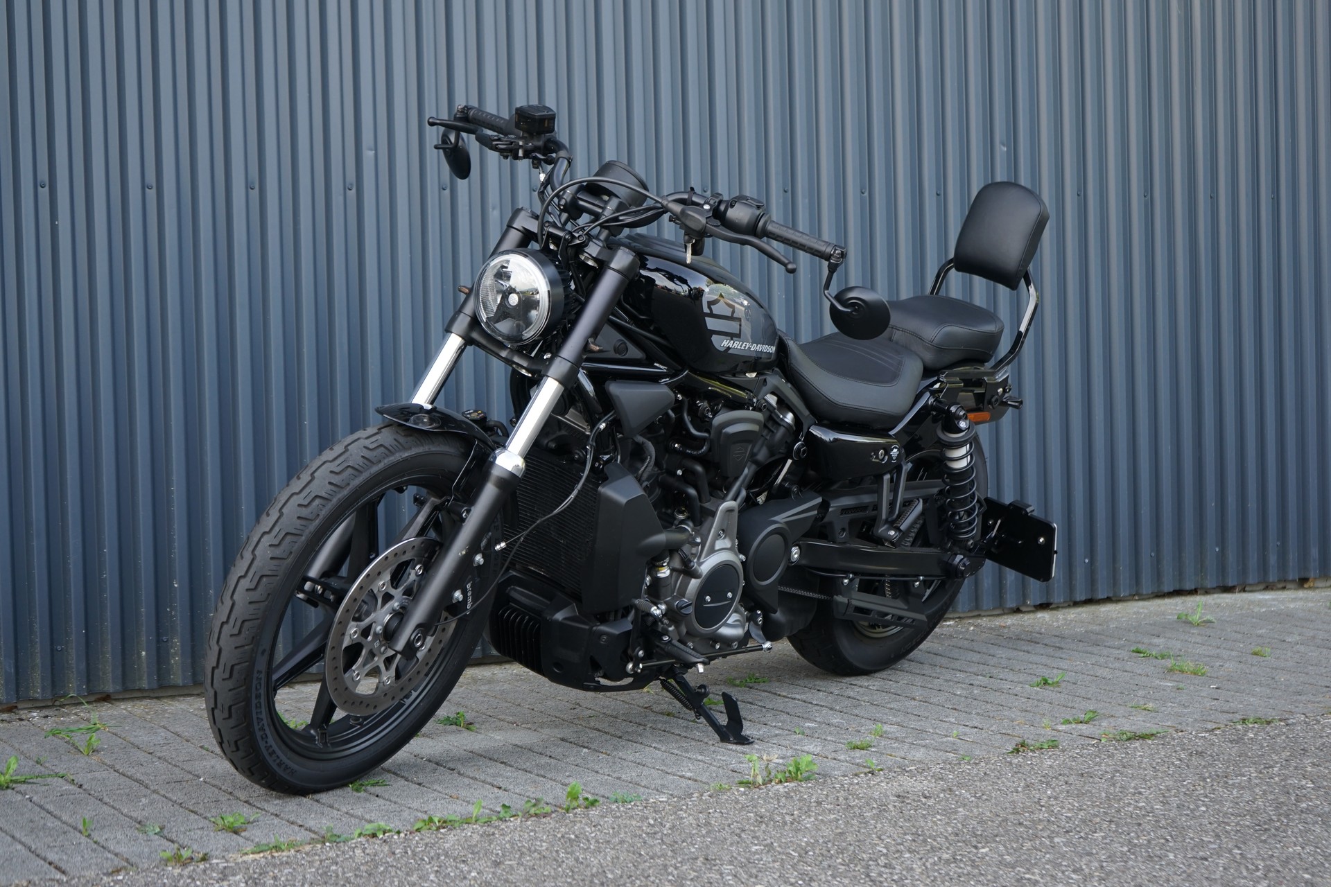 HARLEY-DAVIDSON RH 975 Nighster-showroom-element-2