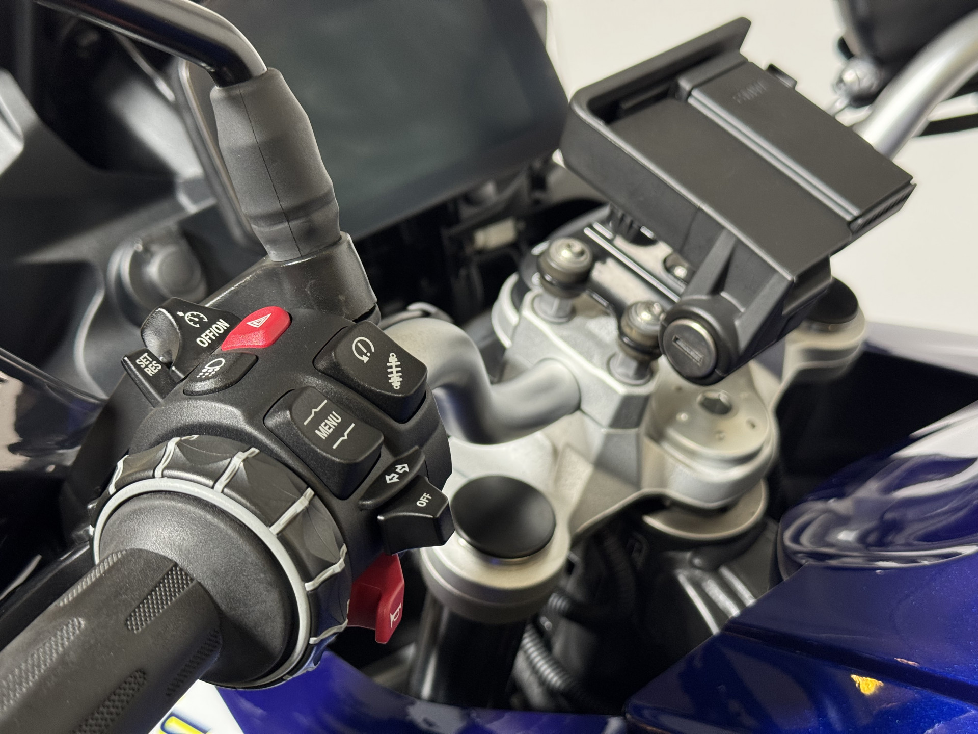 BMW F 750 GS Sport-image-4