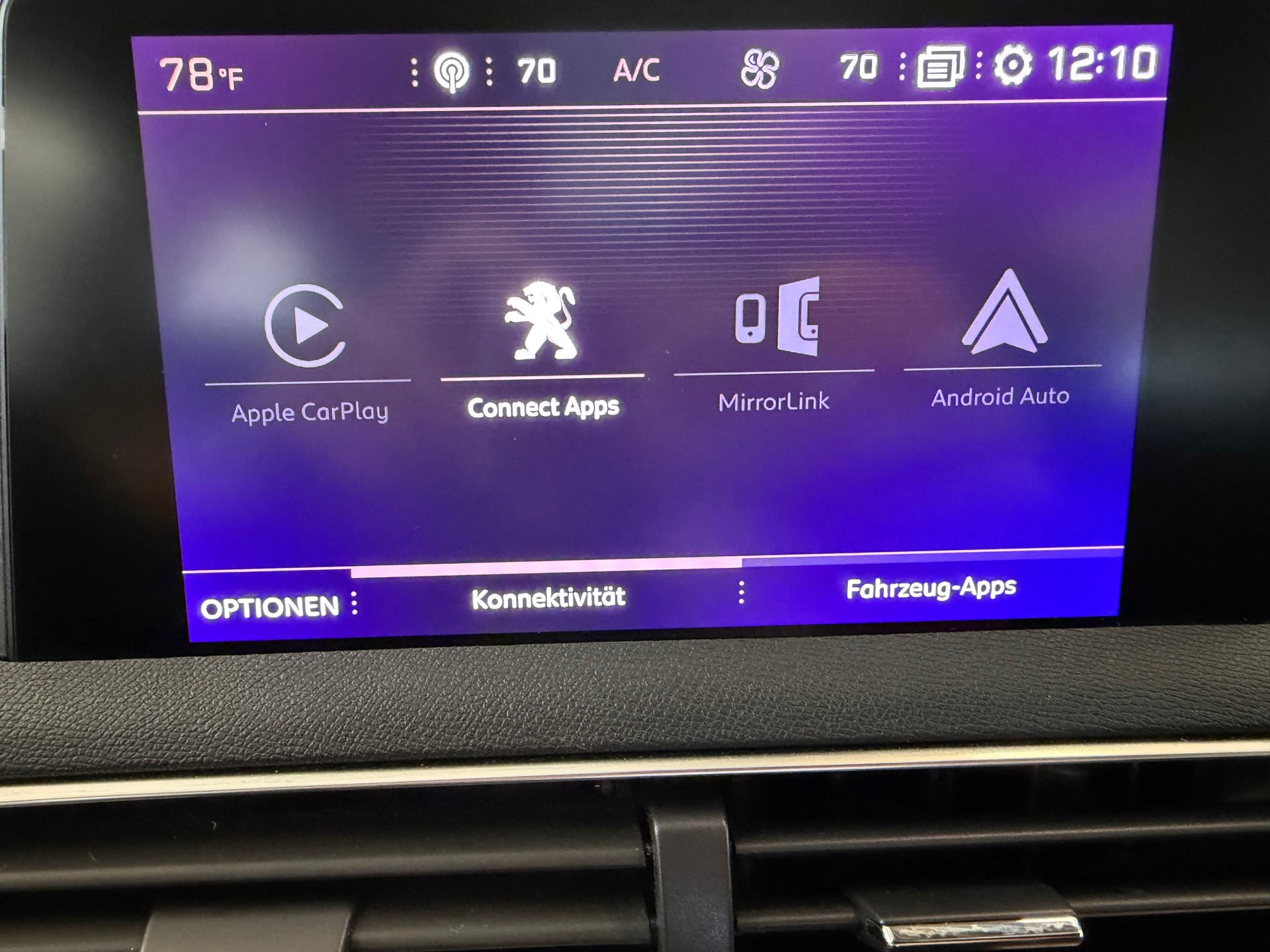 PEUGEOT 3008 2.0 BlueHDi GT EAT-image-15