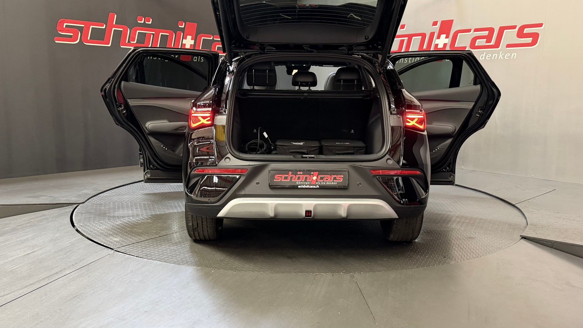 BYD Atto 3 EVO 74.8 kWh Design-showroom-element-2