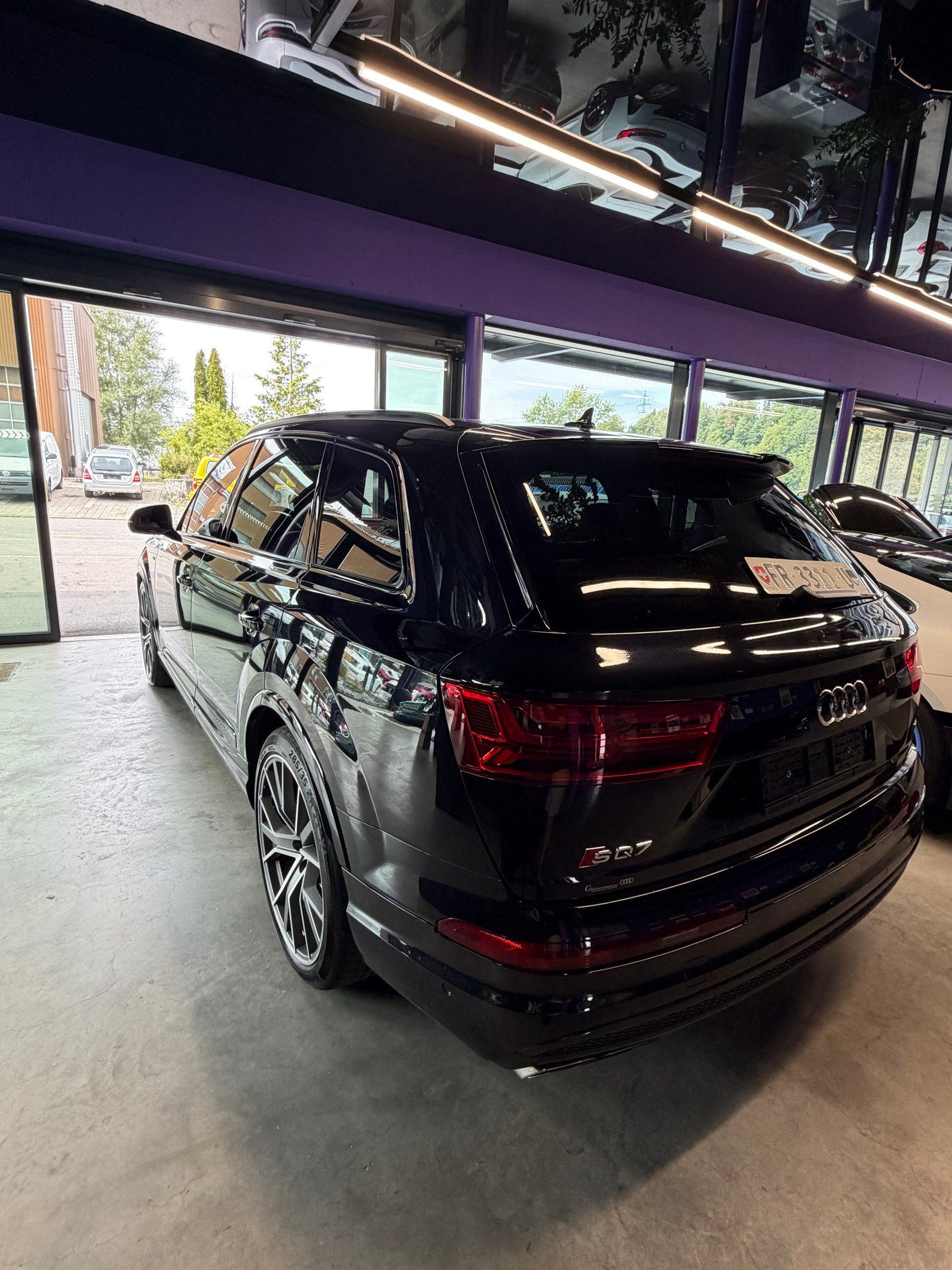 AUDI SQ7 4.0 TDI quattro tiptronic-showroom-element-1