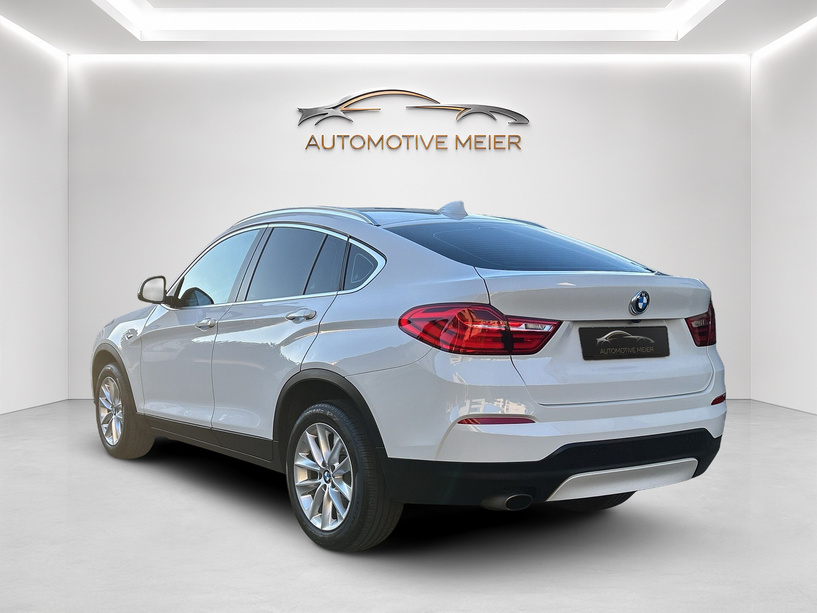 BMW X4 xDrive 20i Steptronic -1.Hand FZ-frisch ab MFK und Service--showroom-element-2