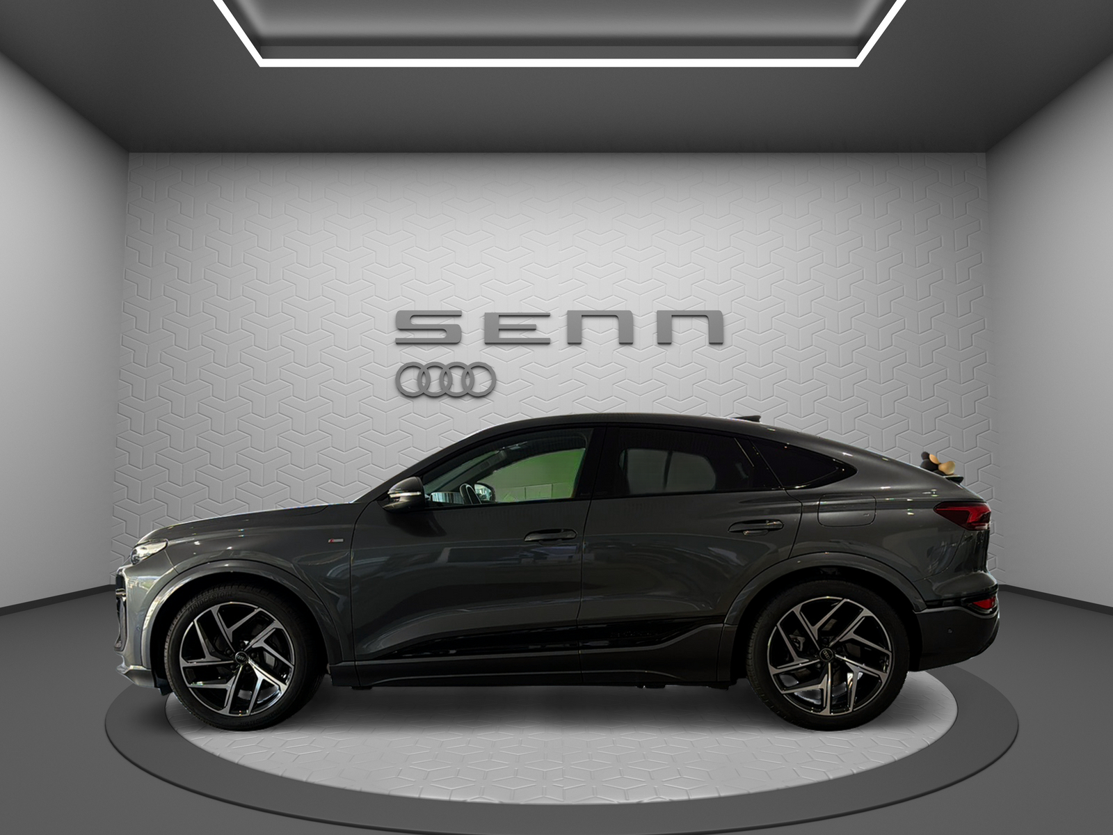 AUDI Q6 Sportback e-tron quattro-showroom-element-1