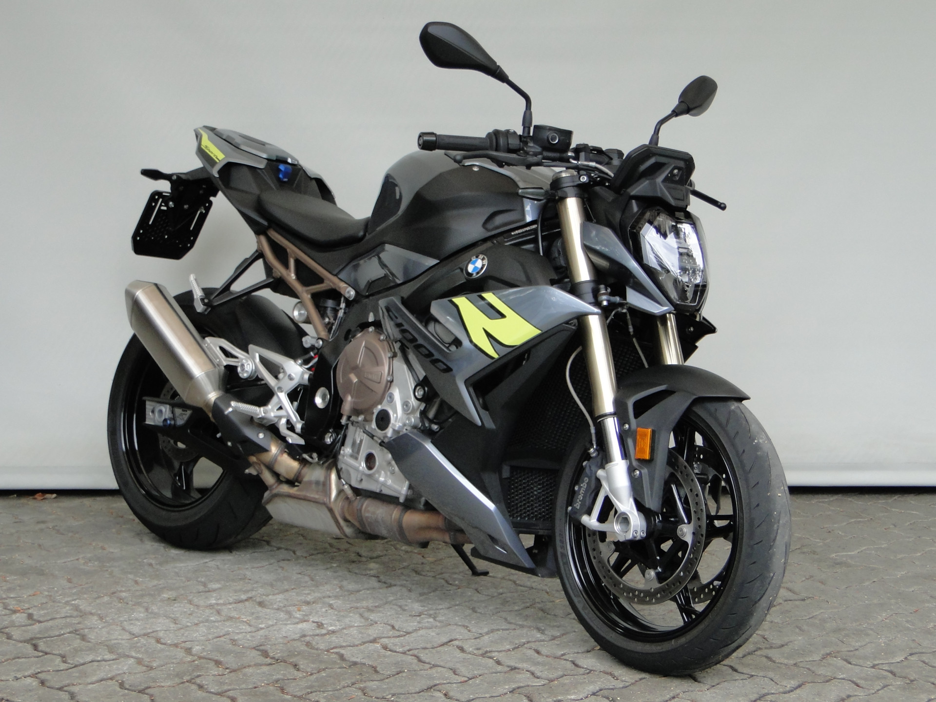 BMW S 1000 R-image-1