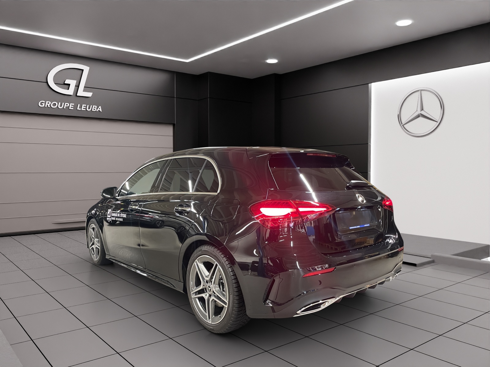 MERCEDES-BENZ A 250 4Matic 8G-DCT-showroom-element-3