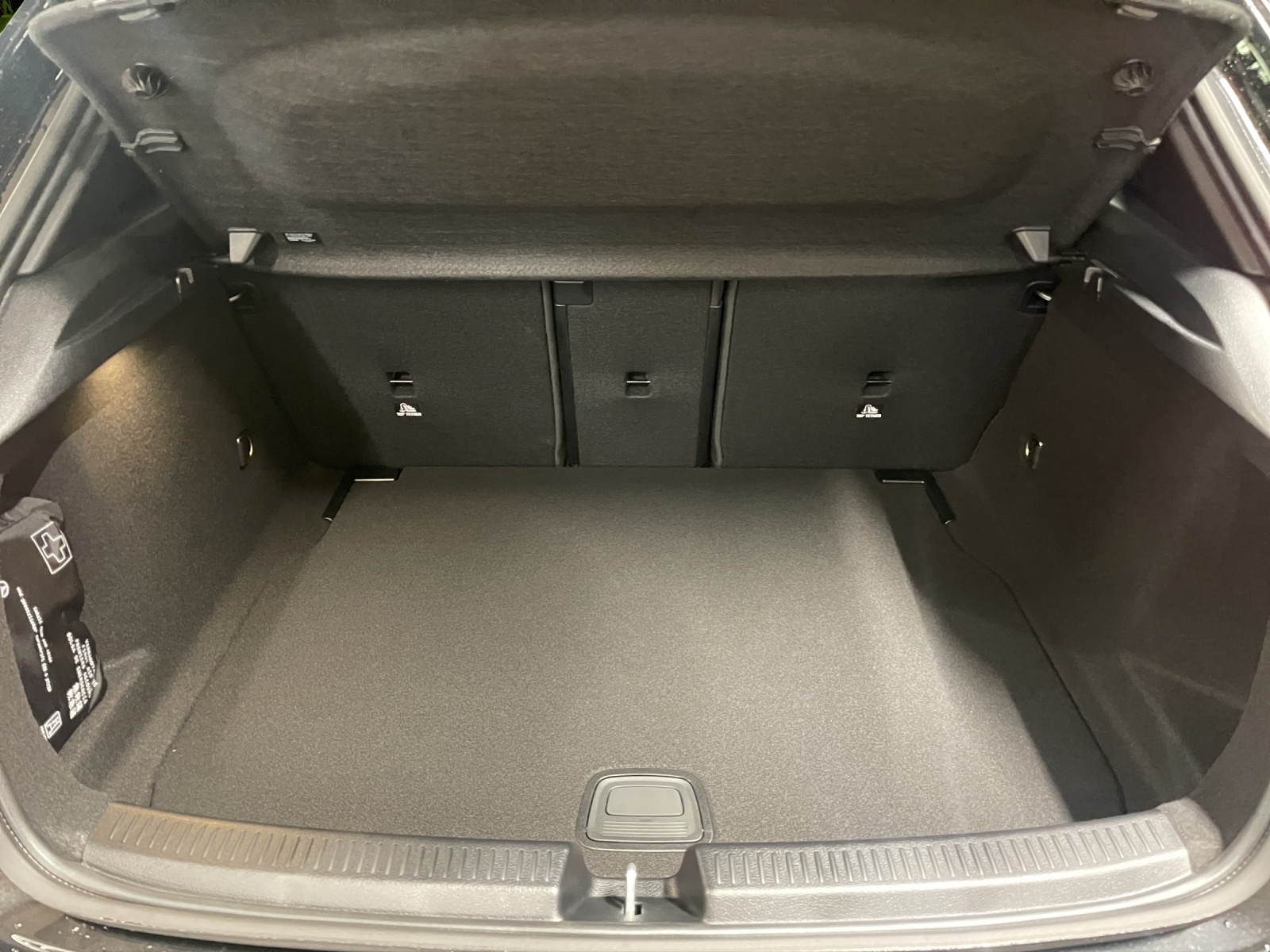 MERCEDES-BENZ A 250 4Matic 8G-DCT-image-5