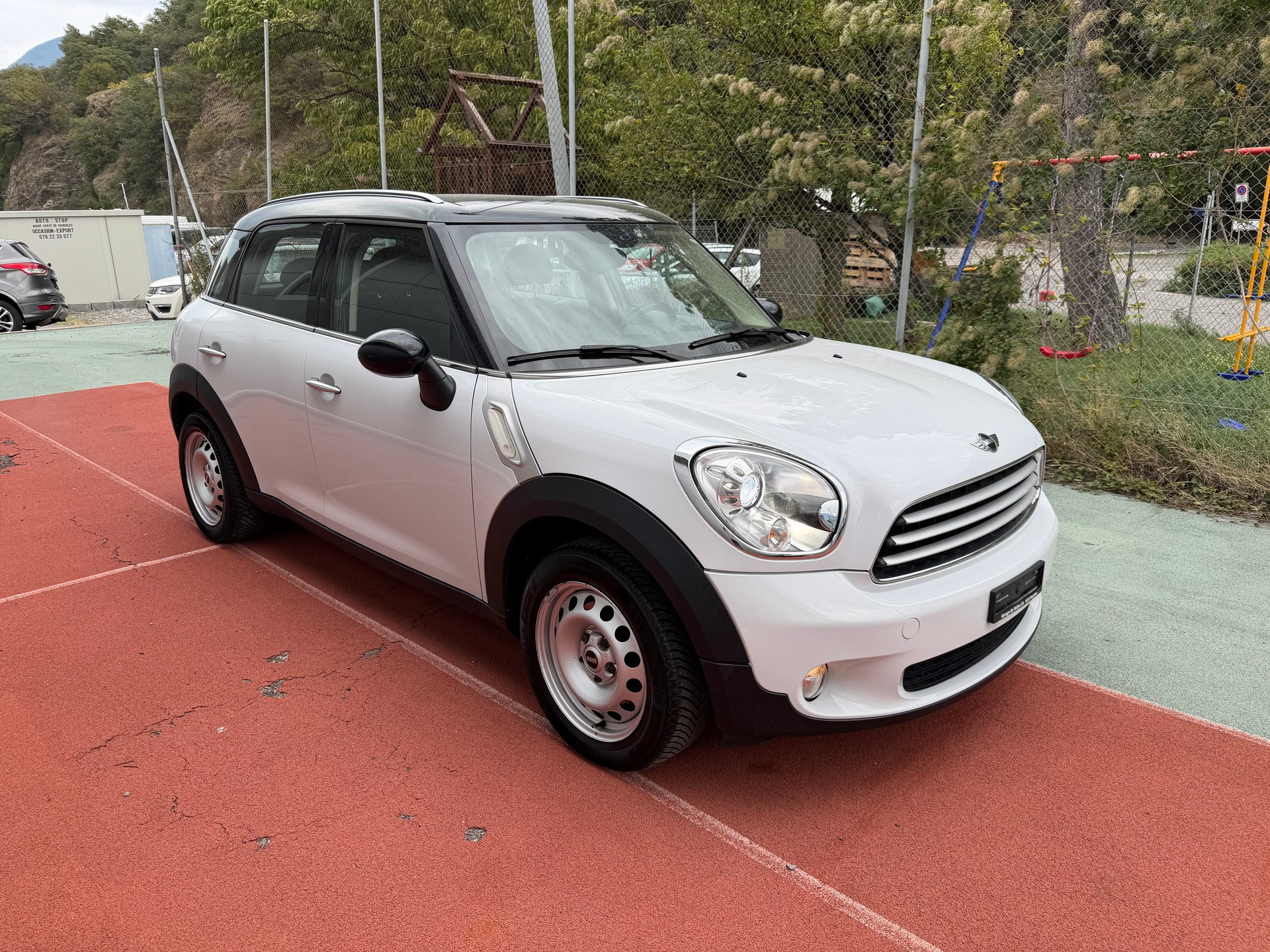 MINI Countryman Cooper FWD Steptronic-image-1