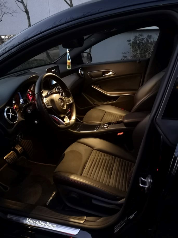 MERCEDES-BENZ CLA 220 Diesel, AMG Line-image-6
