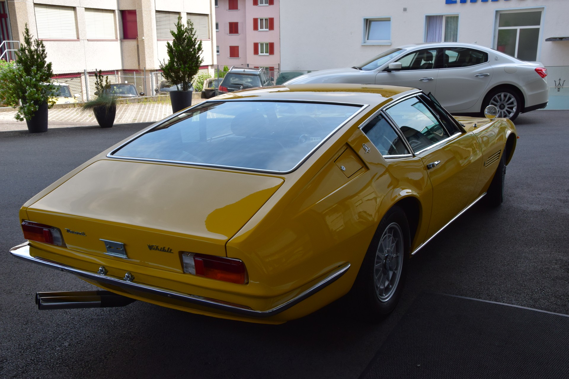 MASERATI GHIBLI-showroom-element-3