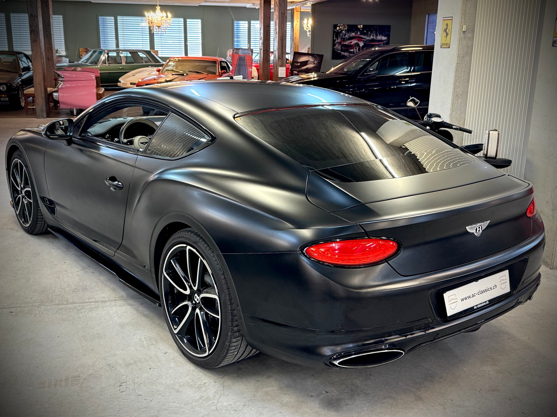BENTLEY Continental GT 6.0 W12-image-10