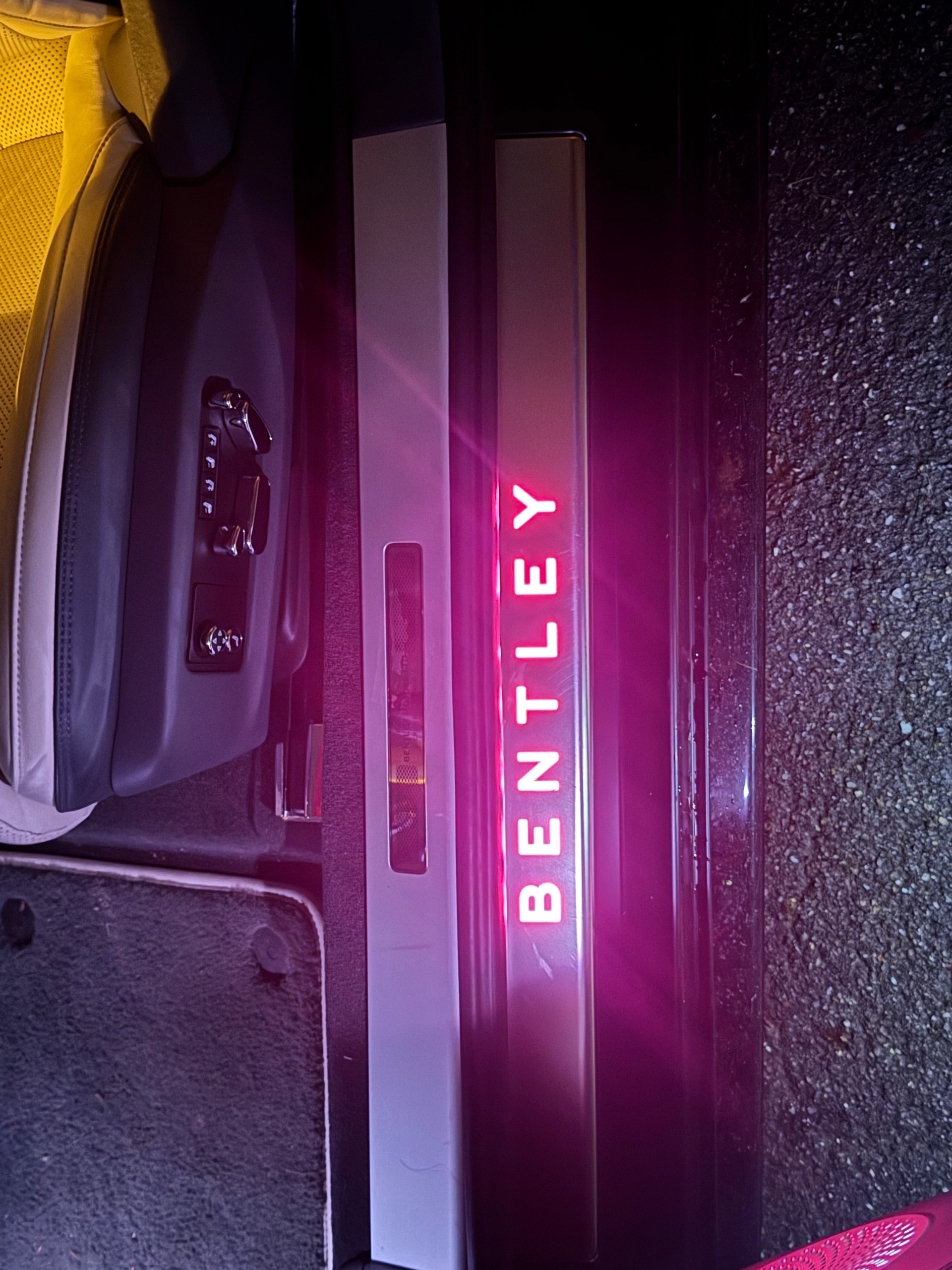 BENTLEY Continental GT 6.0 W12-image-25