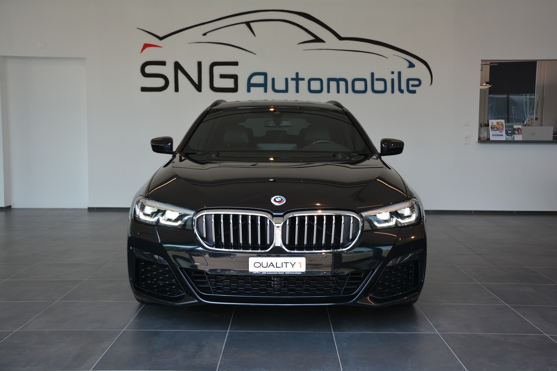 BMW 540i xDrive 48V Touring M Sport Steptronic