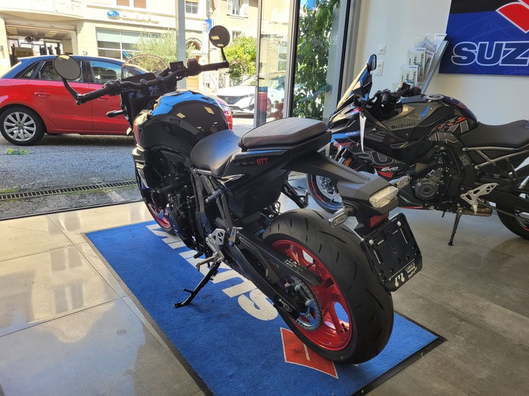 SUZUKI GSX 8 TT-image-2